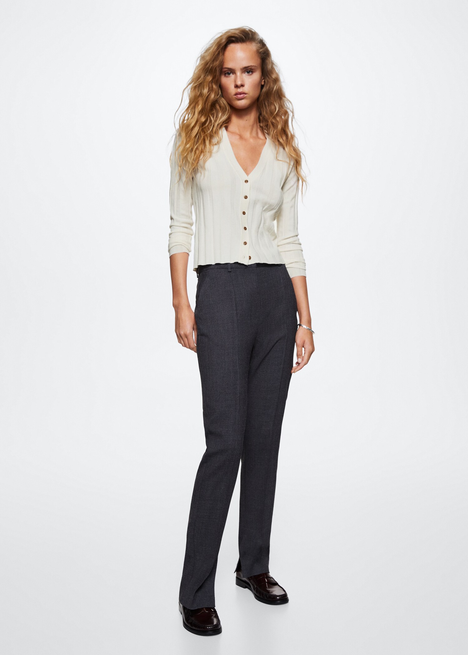Cardigan ribbet knapper - Total bildeutsnitt