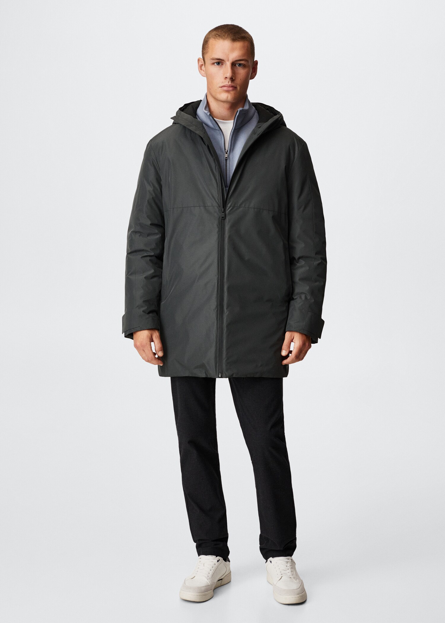 Water-repellent padded parka - General plane