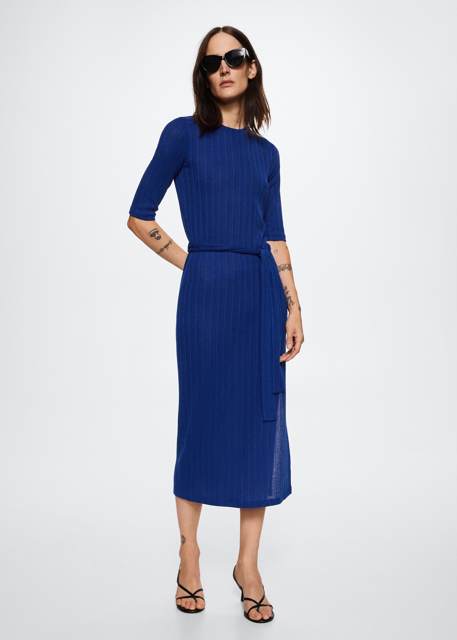Langes Kleid mit Schleife - Allgemeine Ansicht