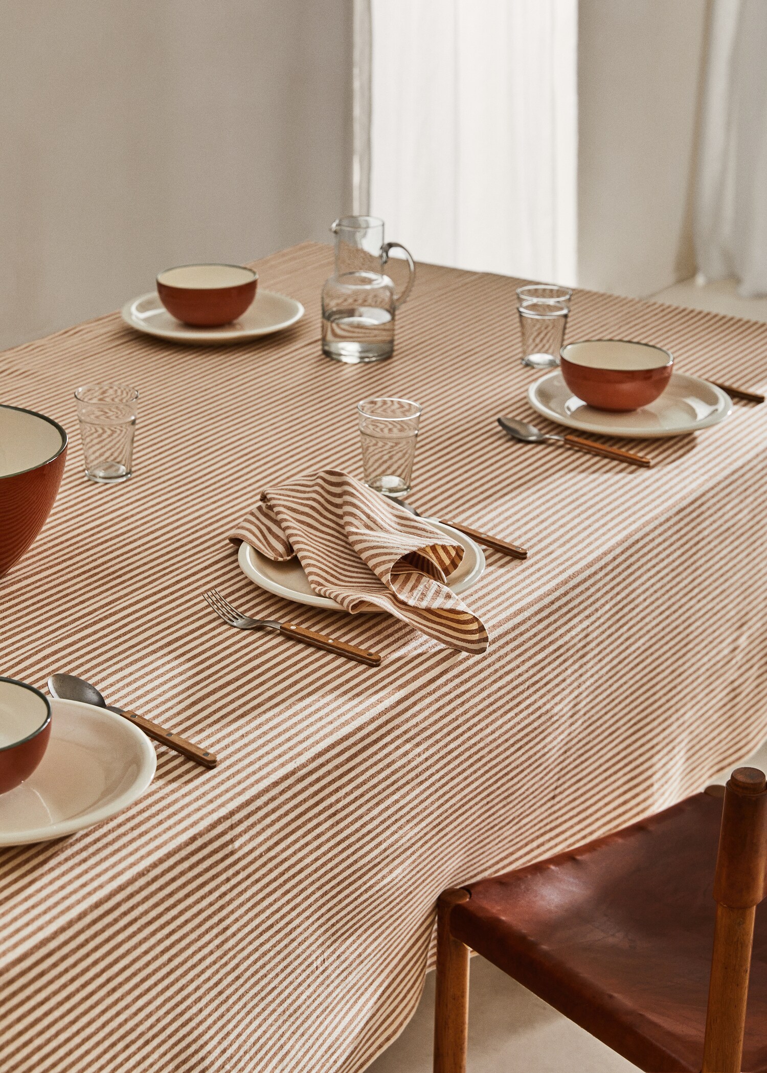 Mantel 100% lino rayas 250x150cm - Plano general