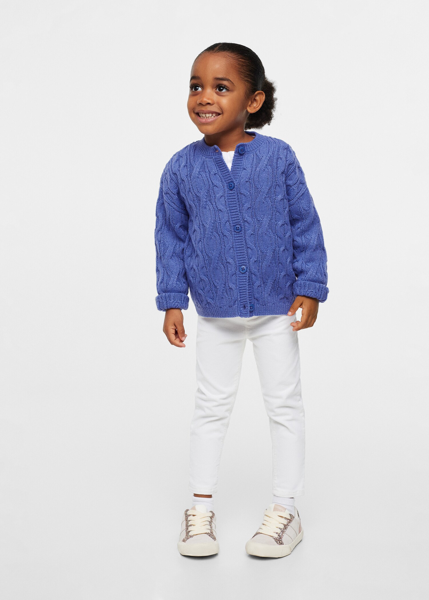 Knitted braided cardigan - General plane