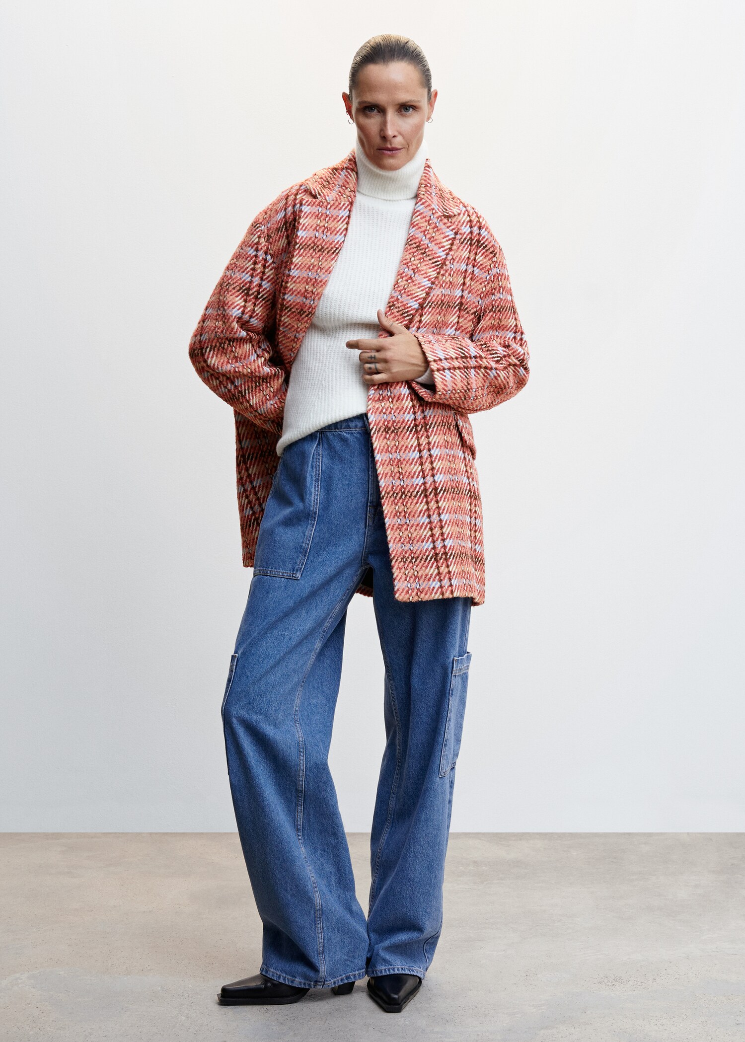 Checked tweed coat - General plane