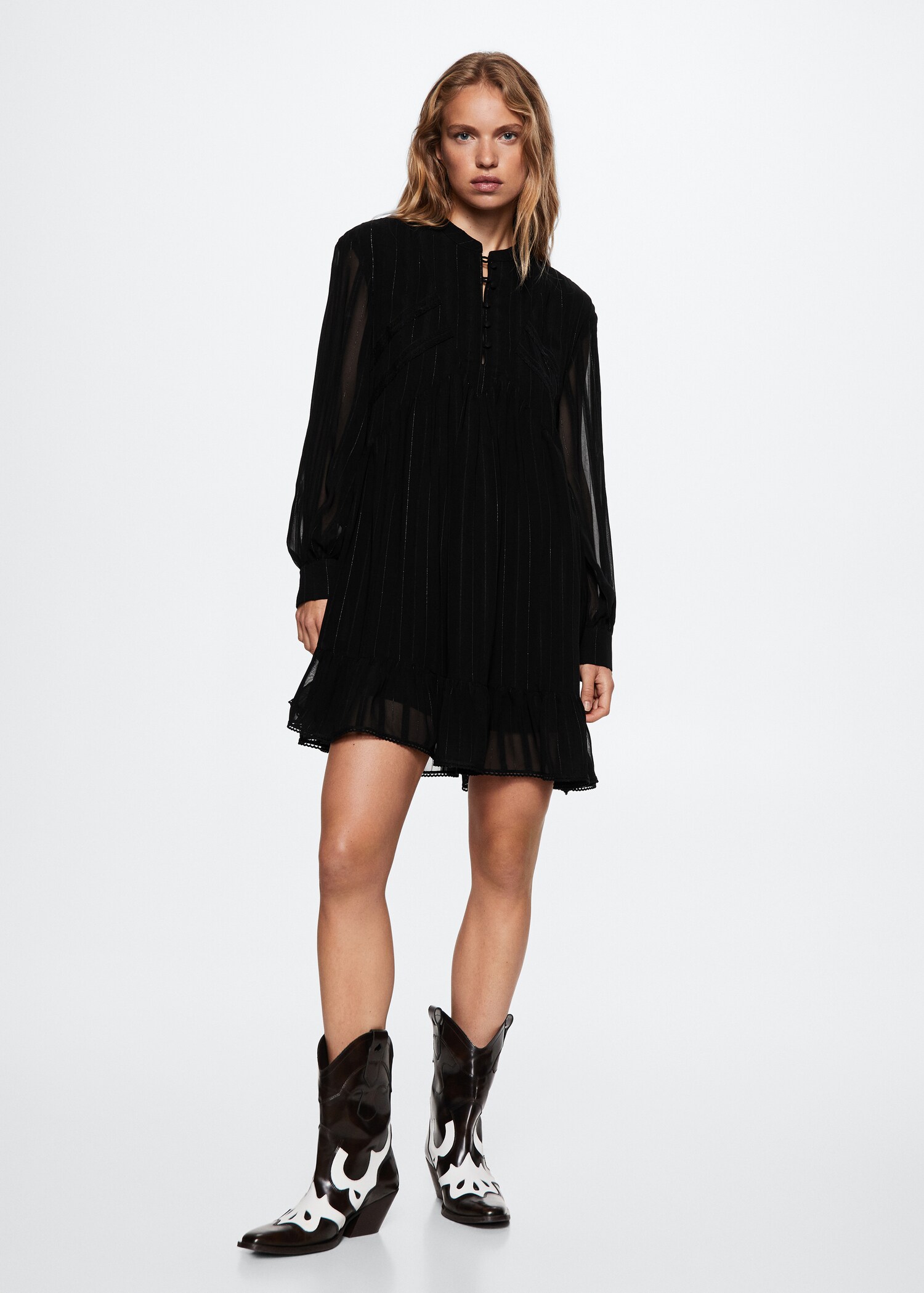 Shiny textured dress - General plane