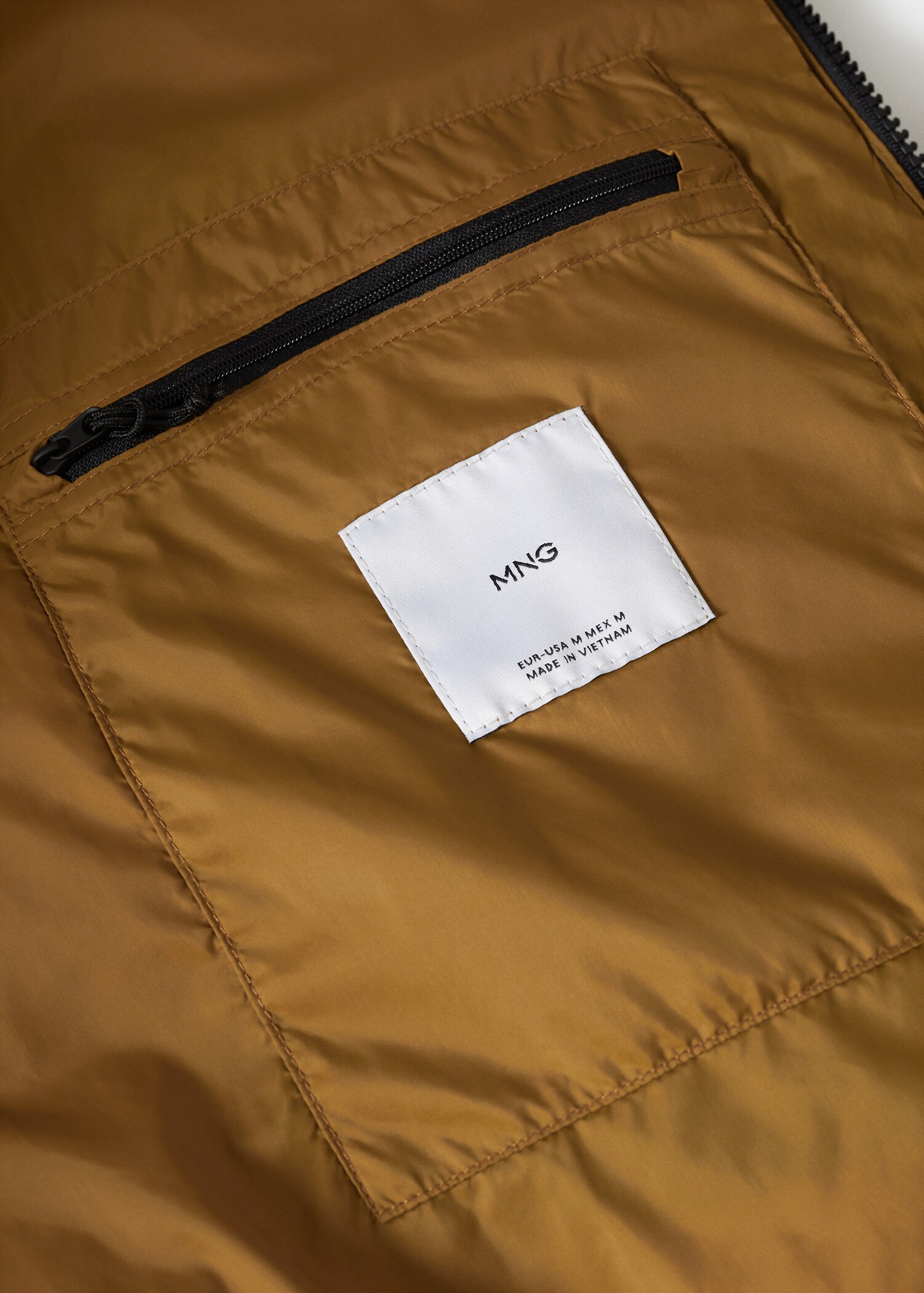Wasserabweisender Kapuzenanorak - Detail des Artikels 0