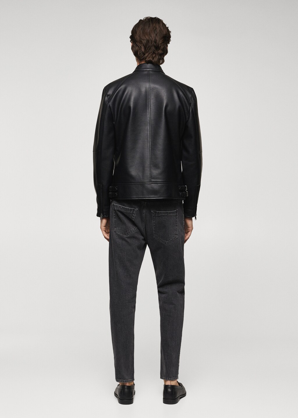 Mango フェイクレザー＆フェイクシアリング モトジャケット Pocket leather biker jacket - Men | MANGO USA