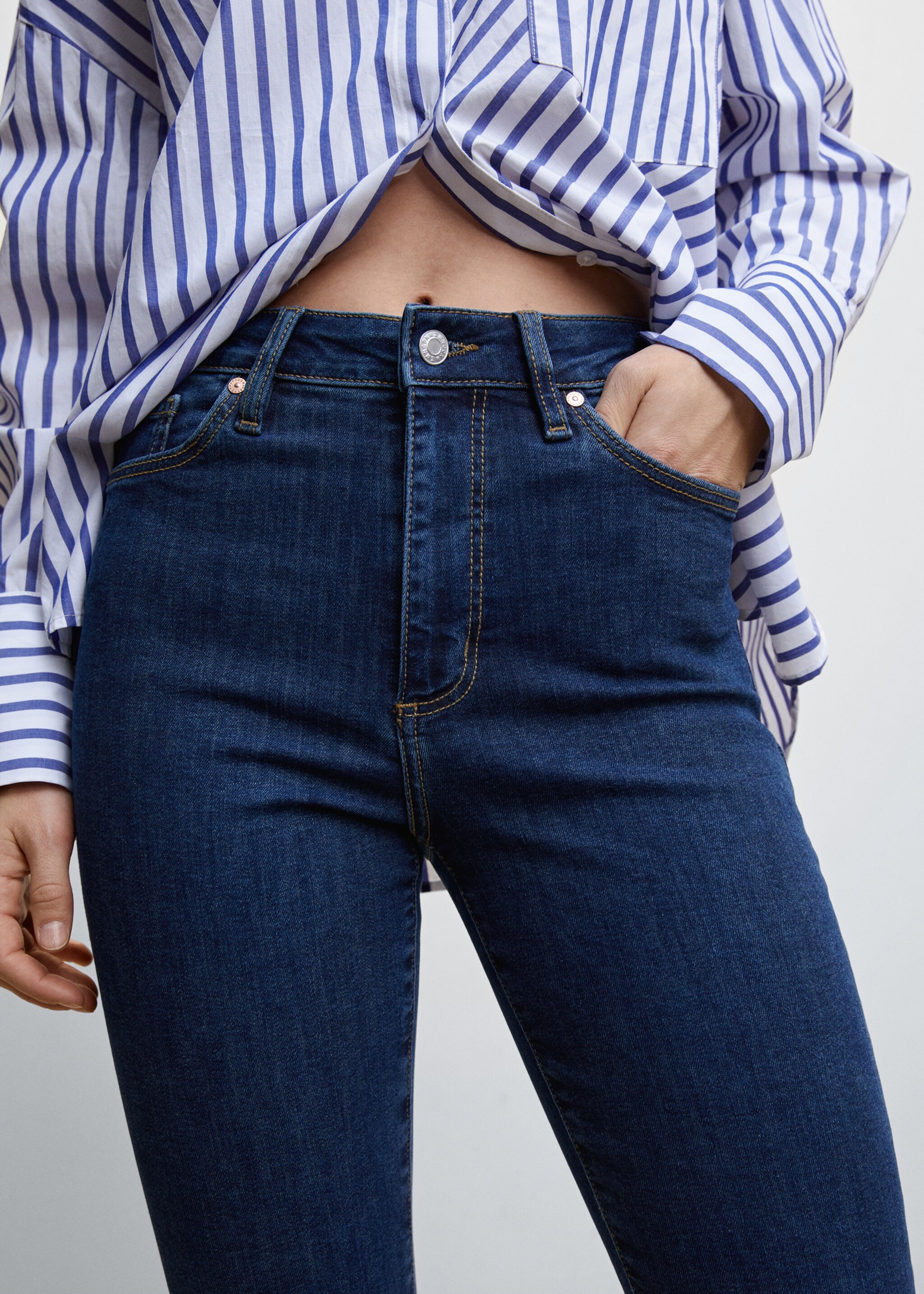 High-rise skinny jeans - Details of the article 6, Dark Blue. Ref: 47000154-00.