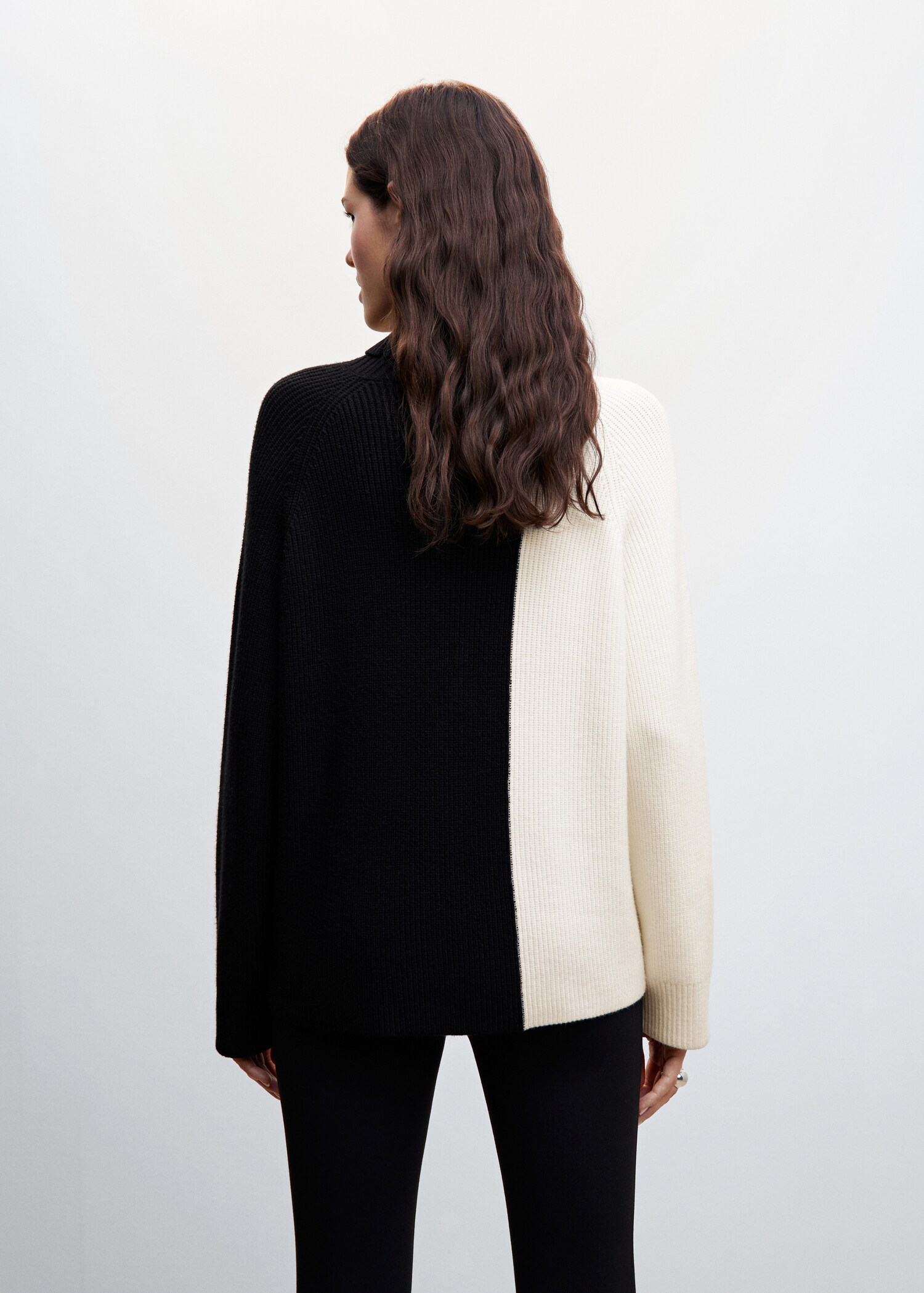 Pull-over col roulé bicolore - Verso de l’article