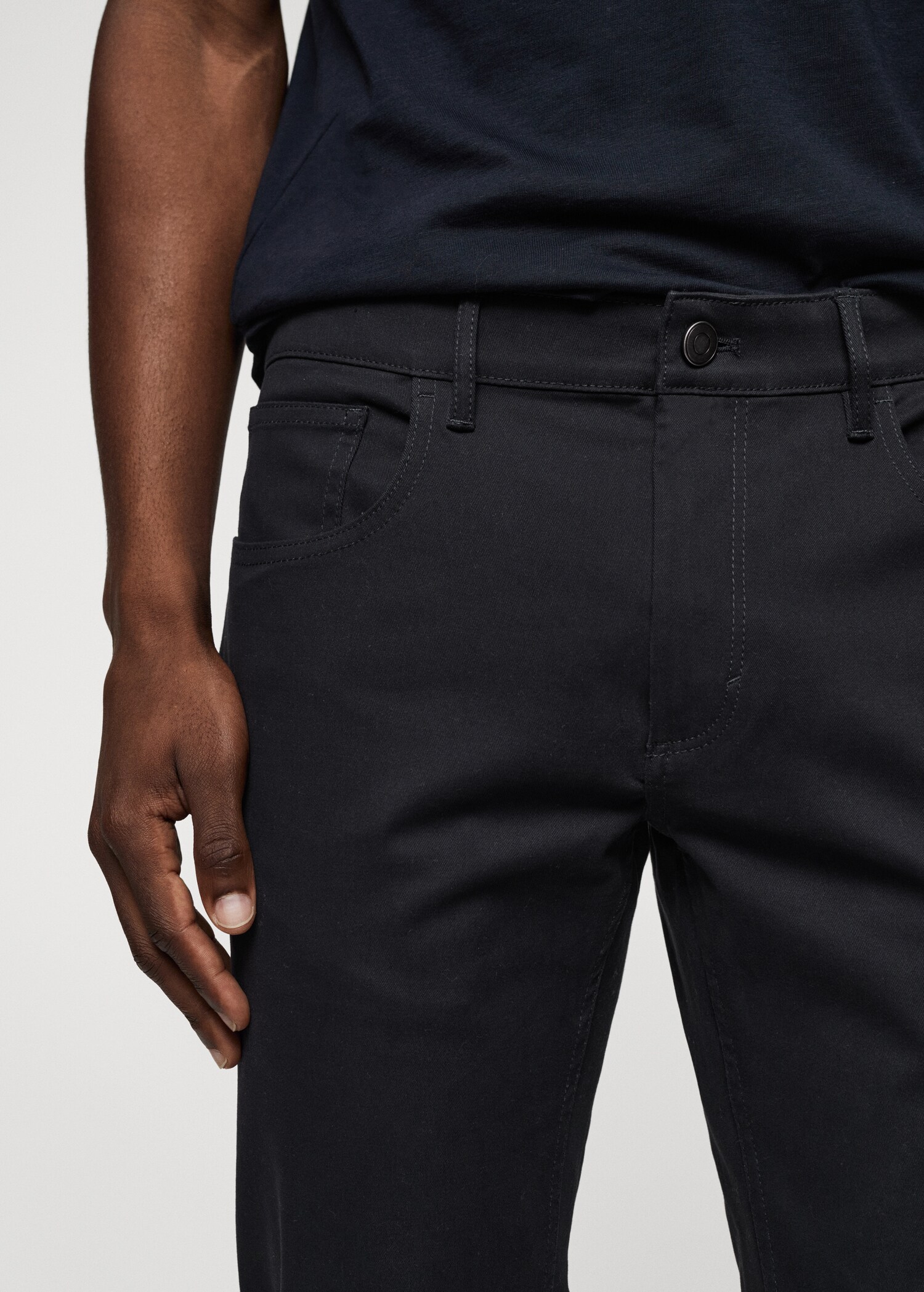 Slim Fit Twill-Hose mit Jeans-Effekt - Detail des Artikels 1