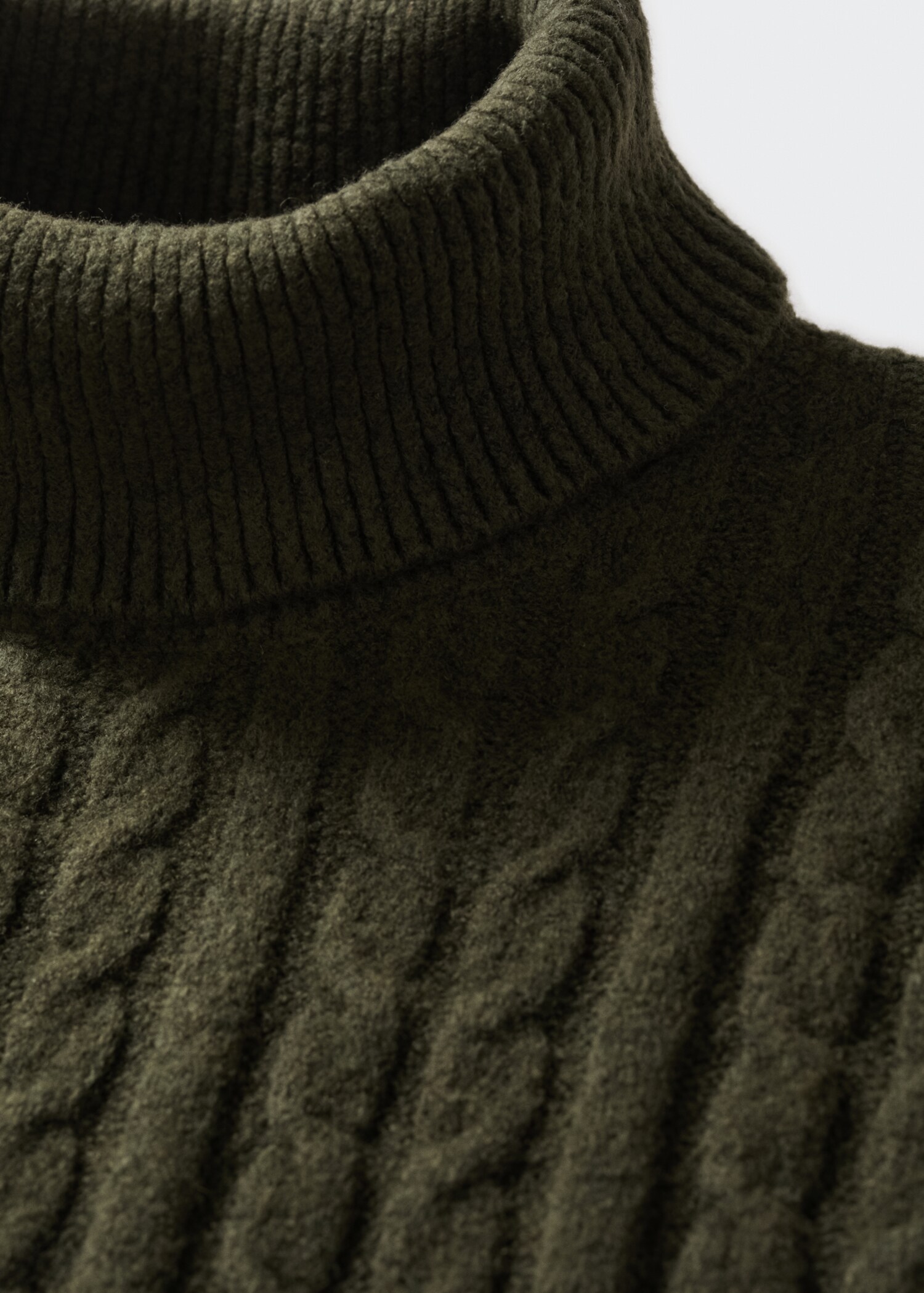 Jersey cuello alto trenzado - Detalle del artículo 8