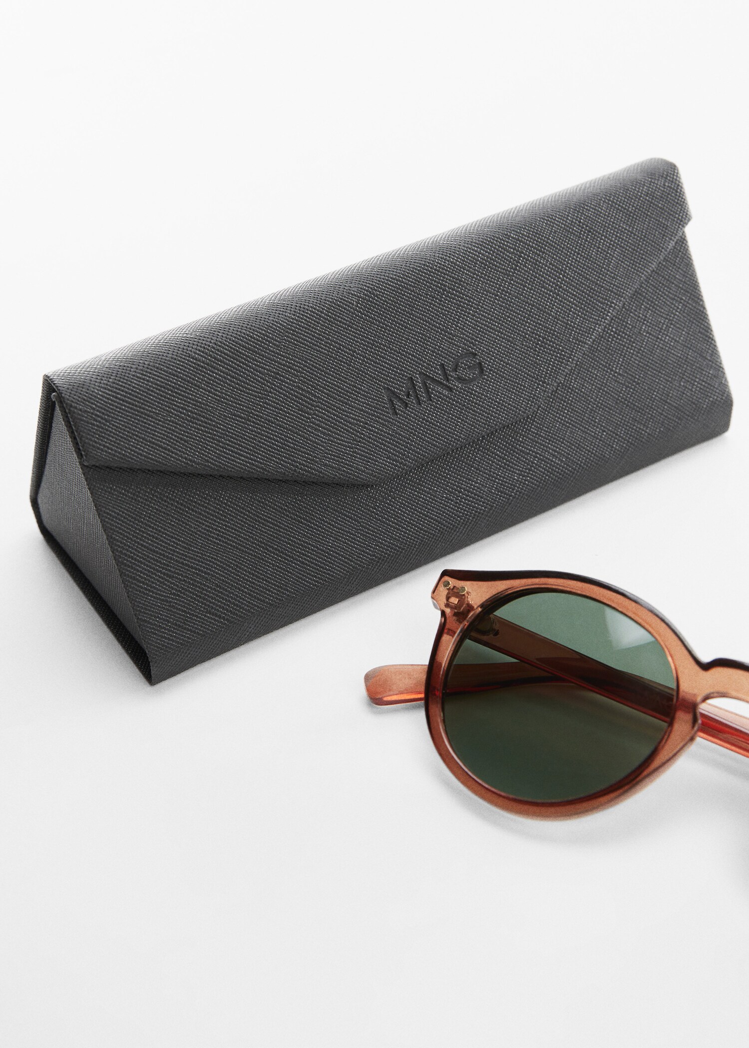 Polarized sunglasses - Details of the article 2