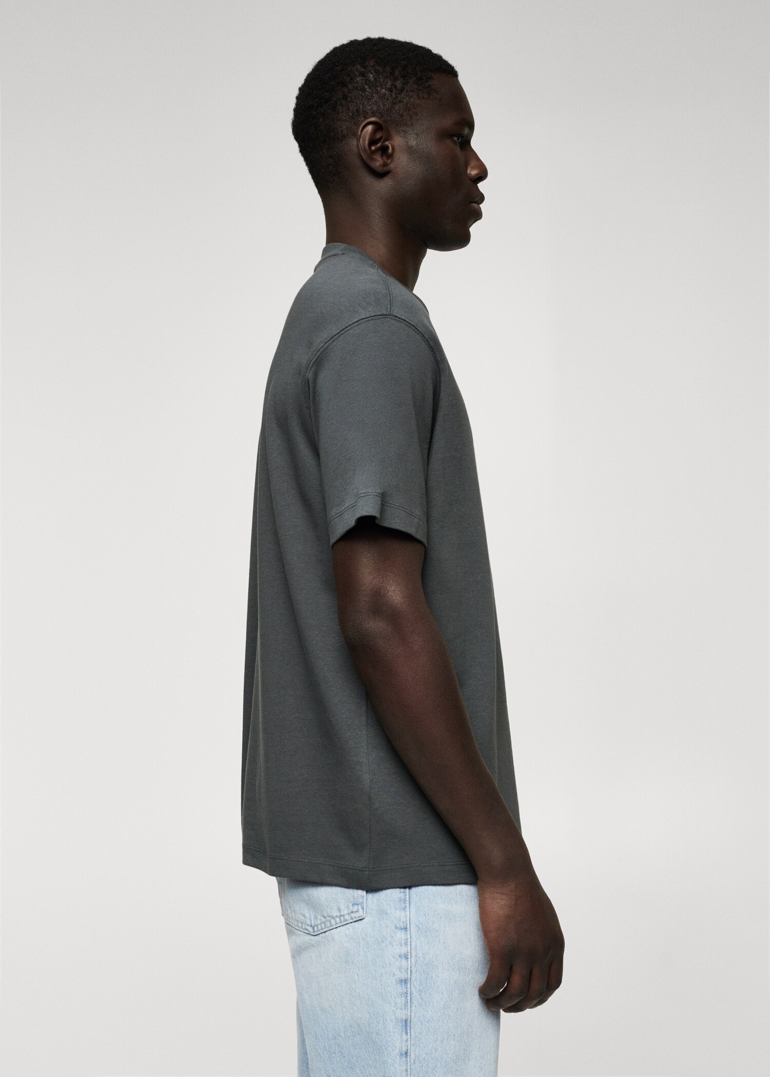 Relaxed fit cotton t-shirt - Details of the article 6