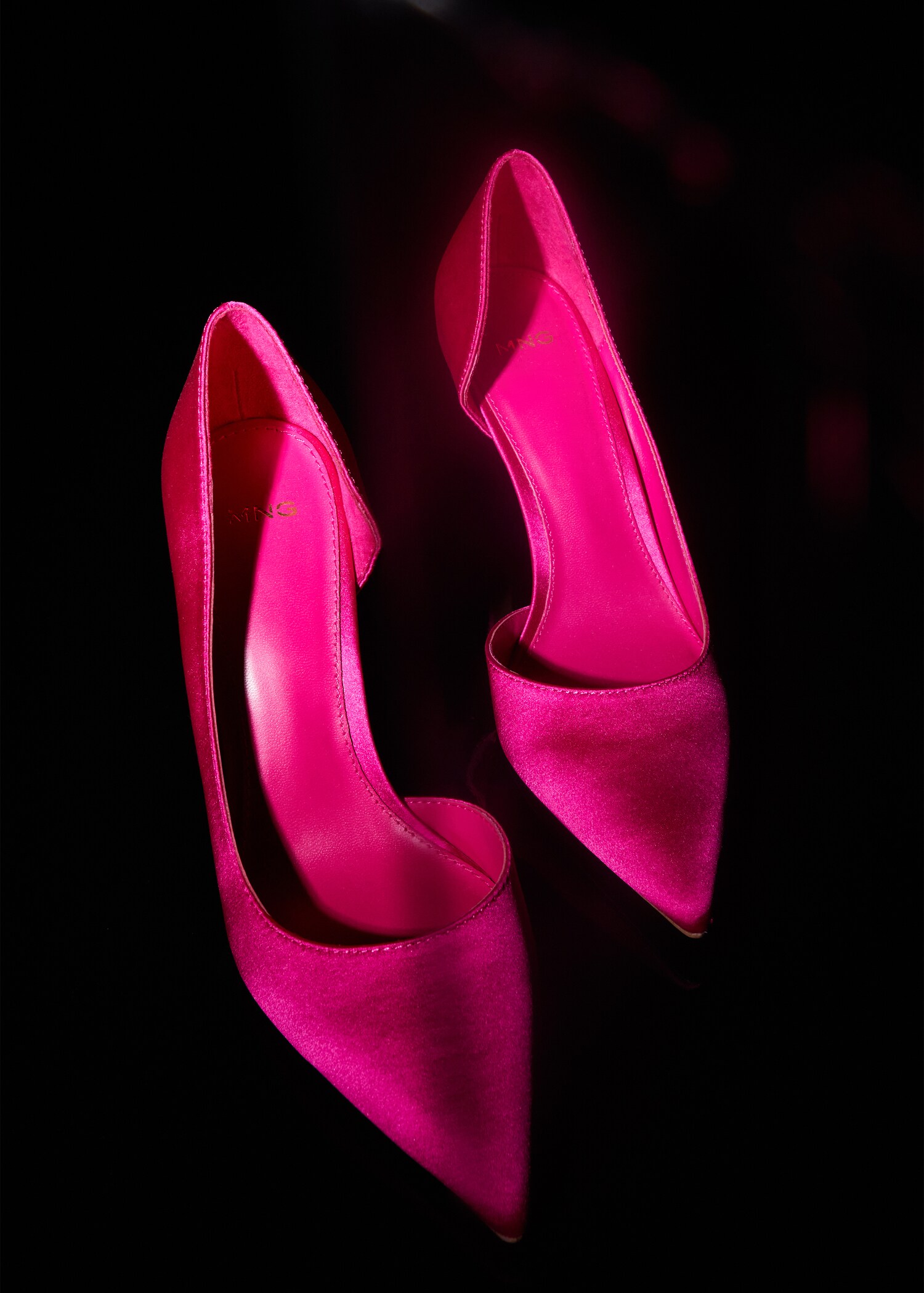 Escarpins asymétriques satinés - Détail de l'article 7
