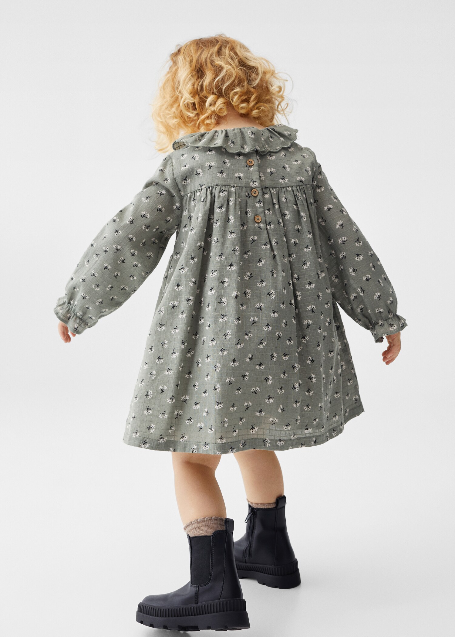 Kleid mit Blumendruck - Rückseite des Artikels