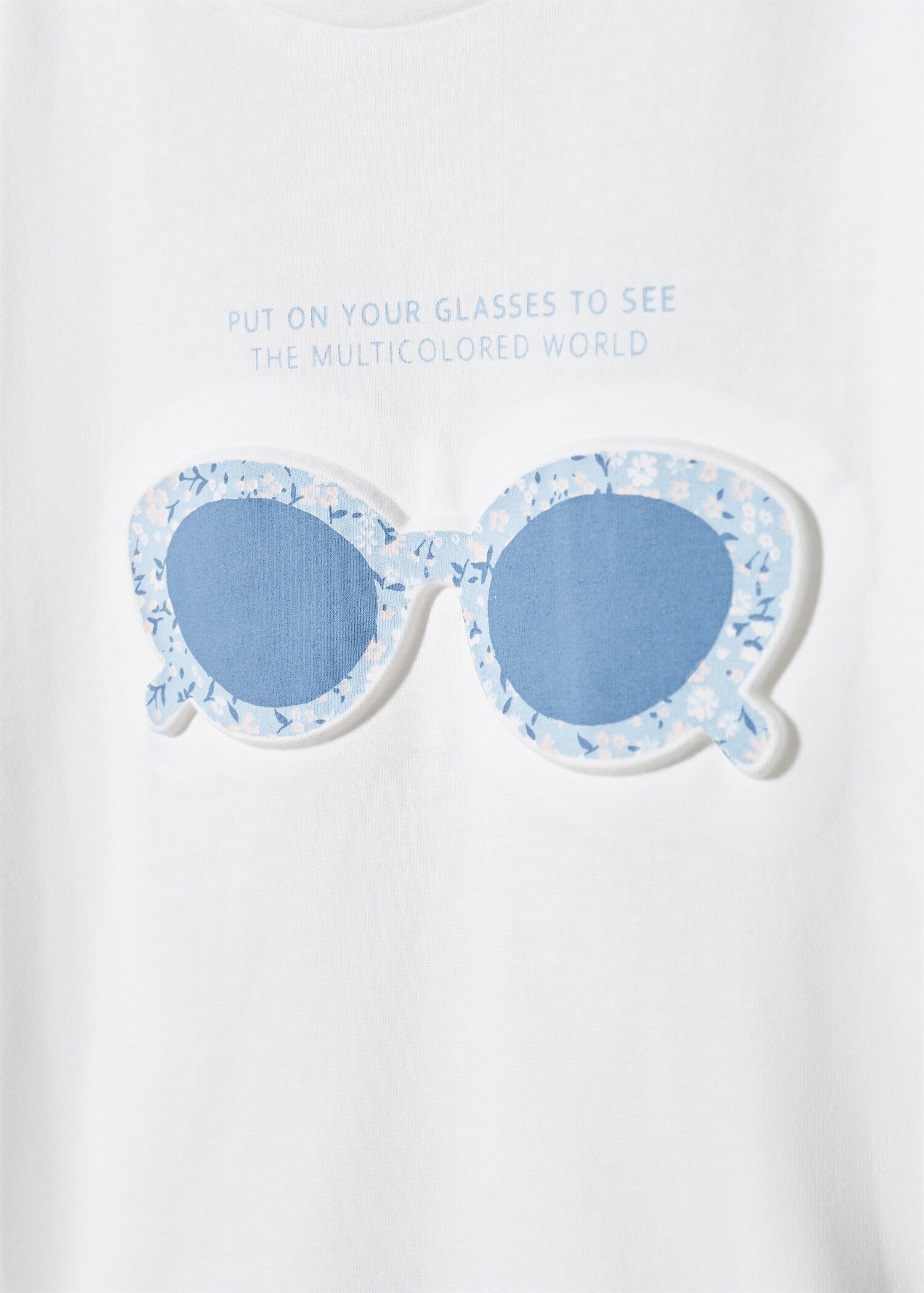Embossed printed t-shirt - Details of the article 8