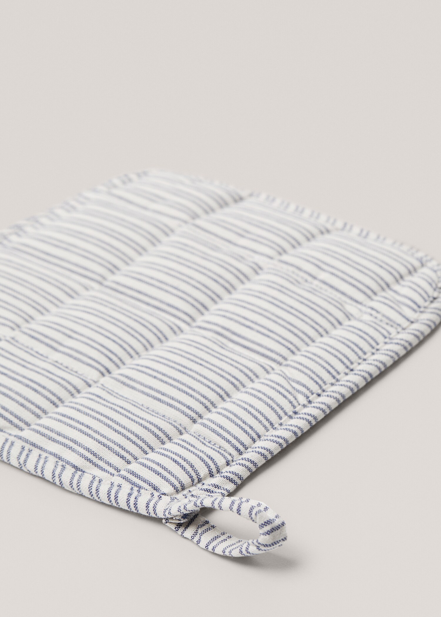 Striped cotton mitten - Details of the article 1