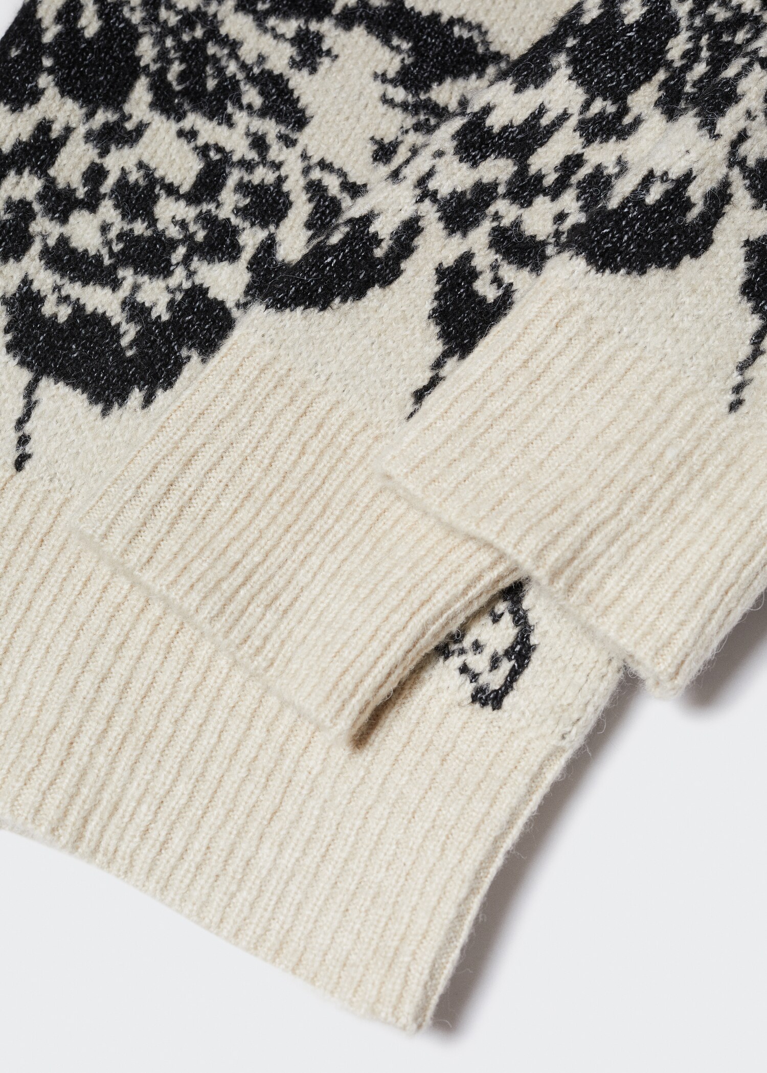 Strickpullover mit Blumenmuster - Detail des Artikels 8