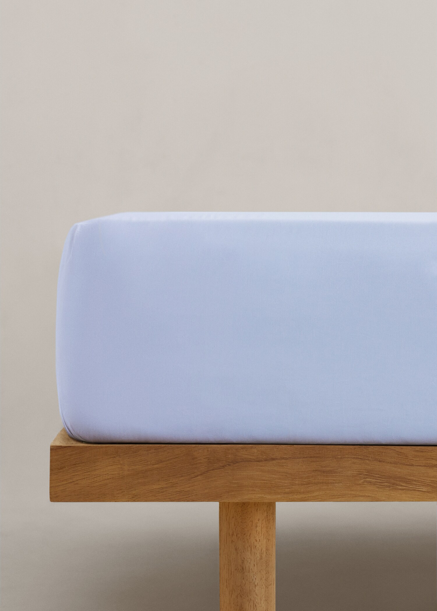 Cotton fitted sheet (180 threads) 150x200x30cm - Article without model