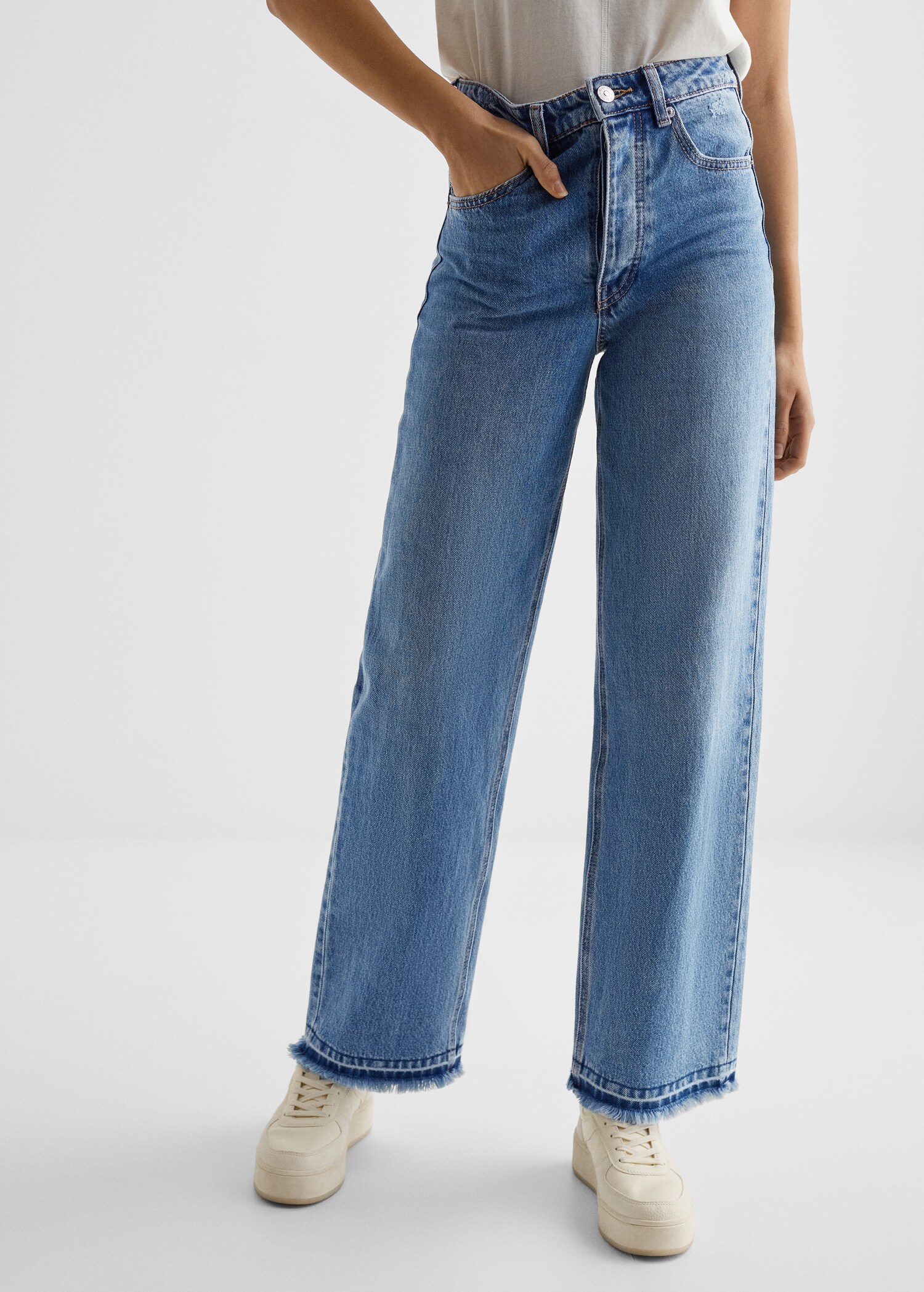 Decorative ripped wideleg jeans - Details of the article 6