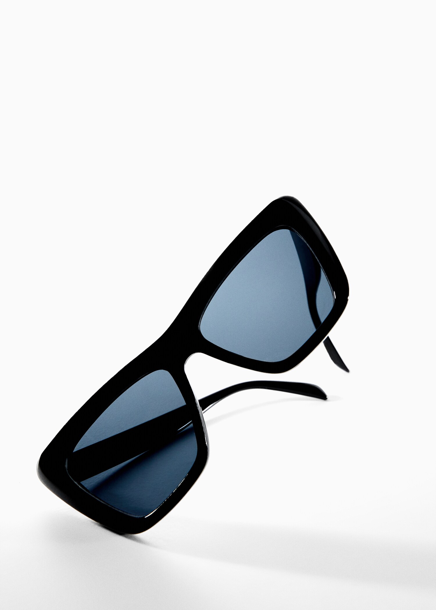 Cat-eye sunglasses - Details of the article 5