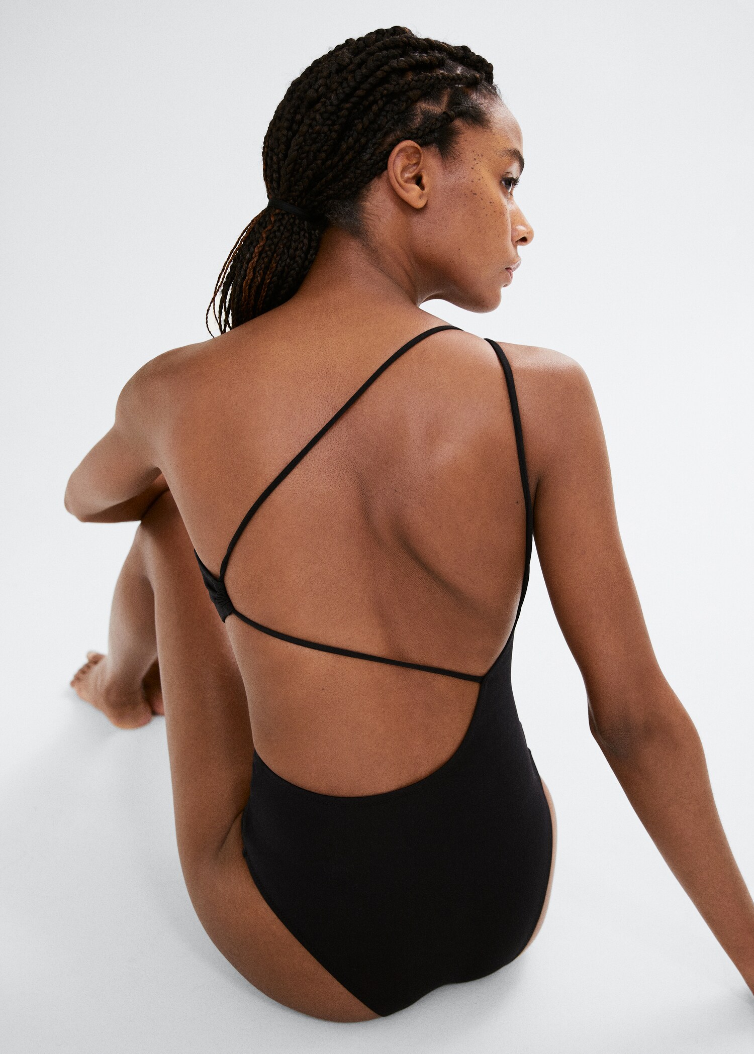 Swimsuit with asymmetrical opening - Details of the article 2