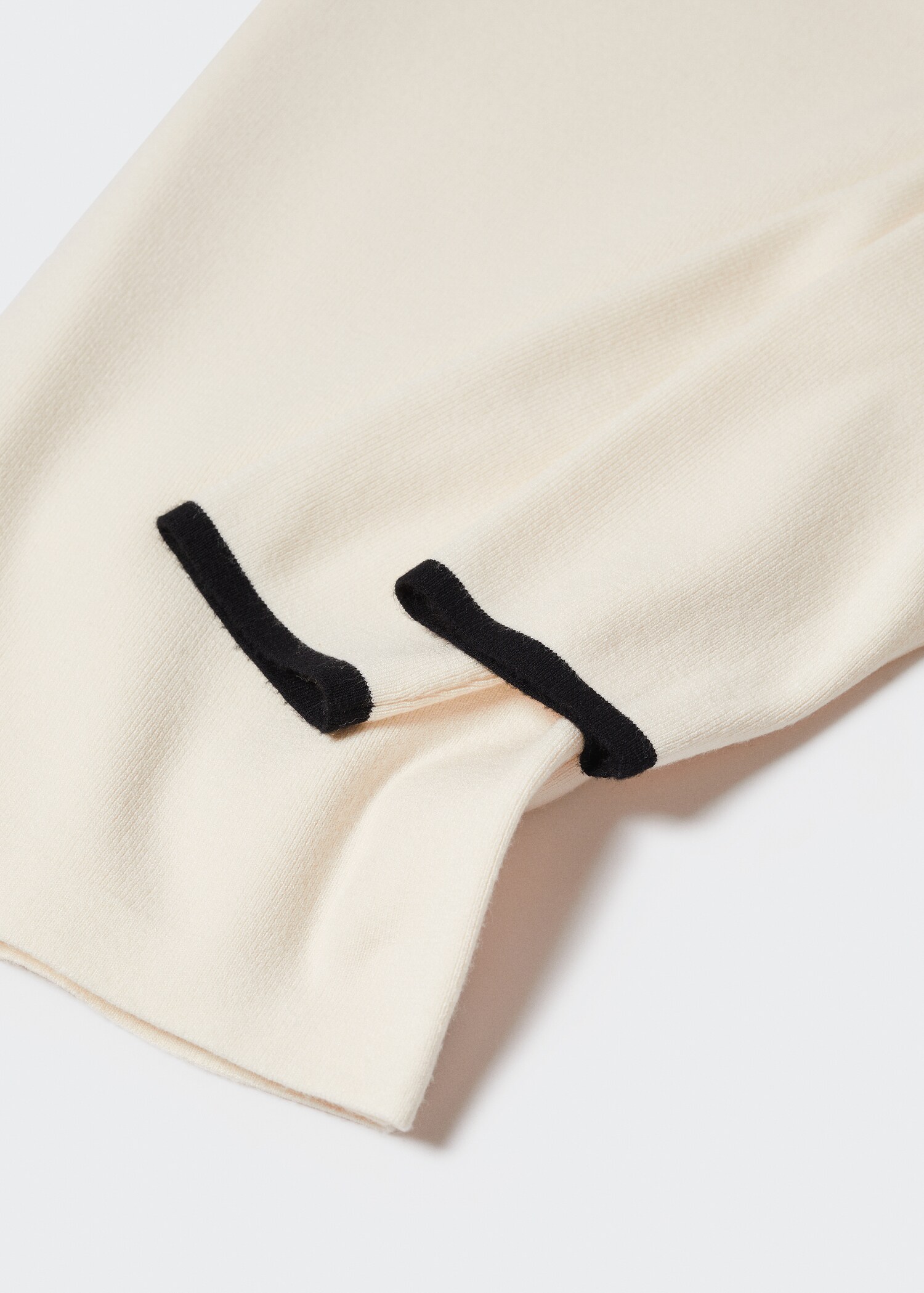 Pull-over liserés contrastants - Détail de l'article 8
