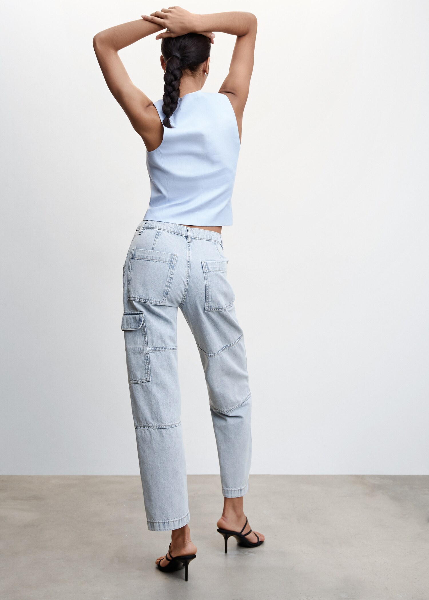 Jeans cargo bolsillos - Reverso del artículo