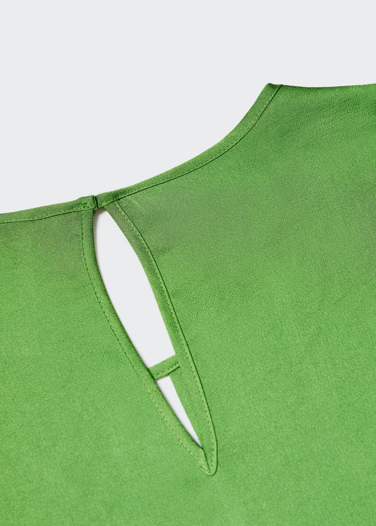 Satin blouse with slit - Details of the article 8