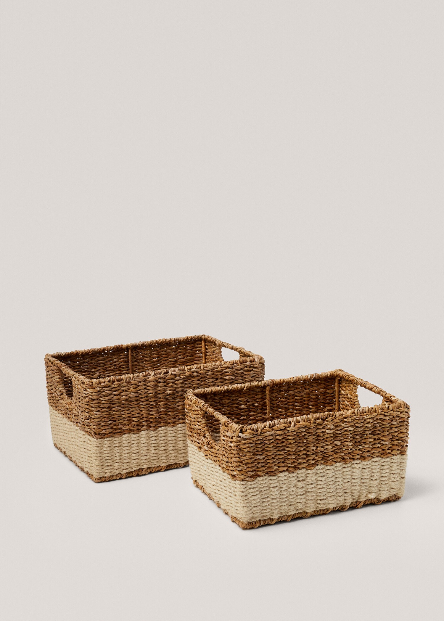 Gyűrt kosár természetes rostból 38x28x20 cm - A termék adatai 1