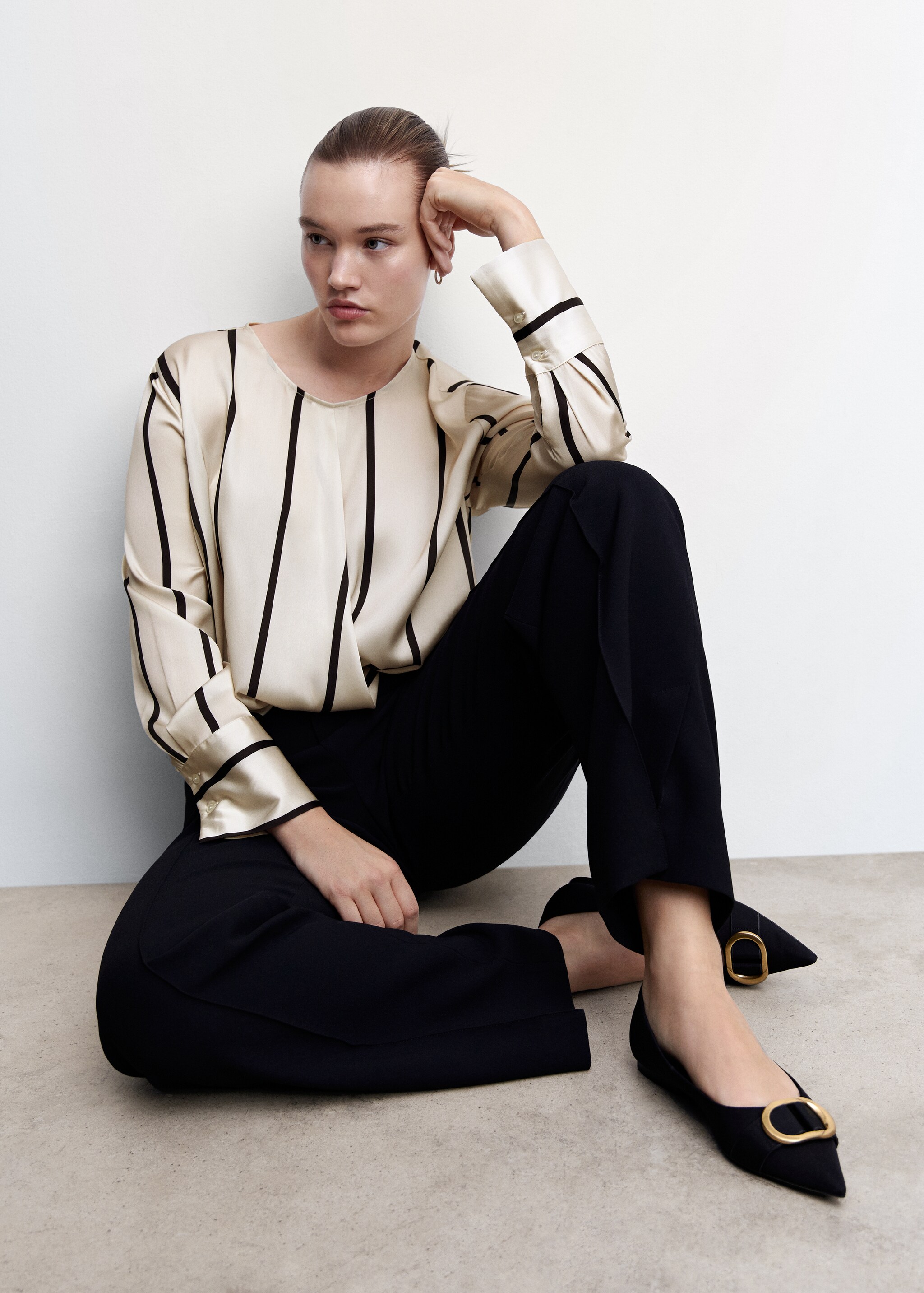 Striped satin blouse - Details of the article 4