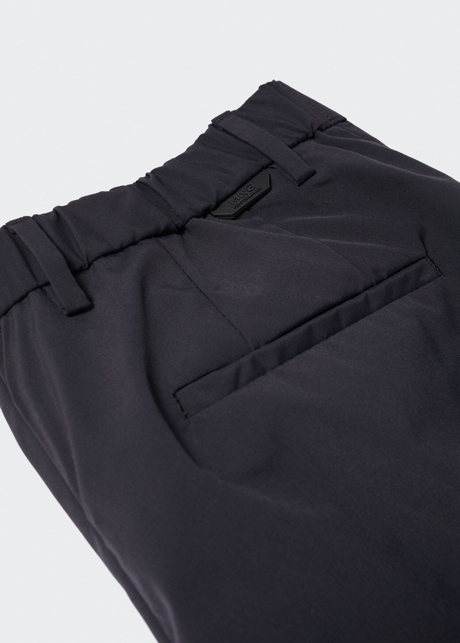 Slim-fit water-repellent trousers - Details of the article 8