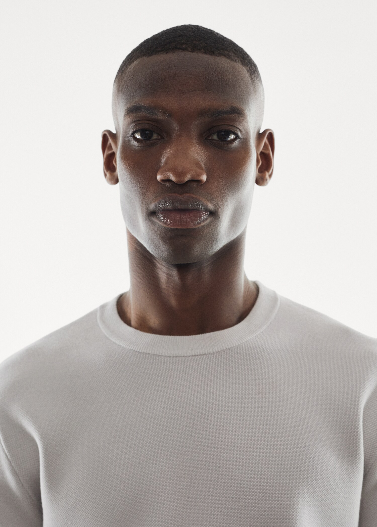 Round-neck breathable sweater - Детальніше про товар 1