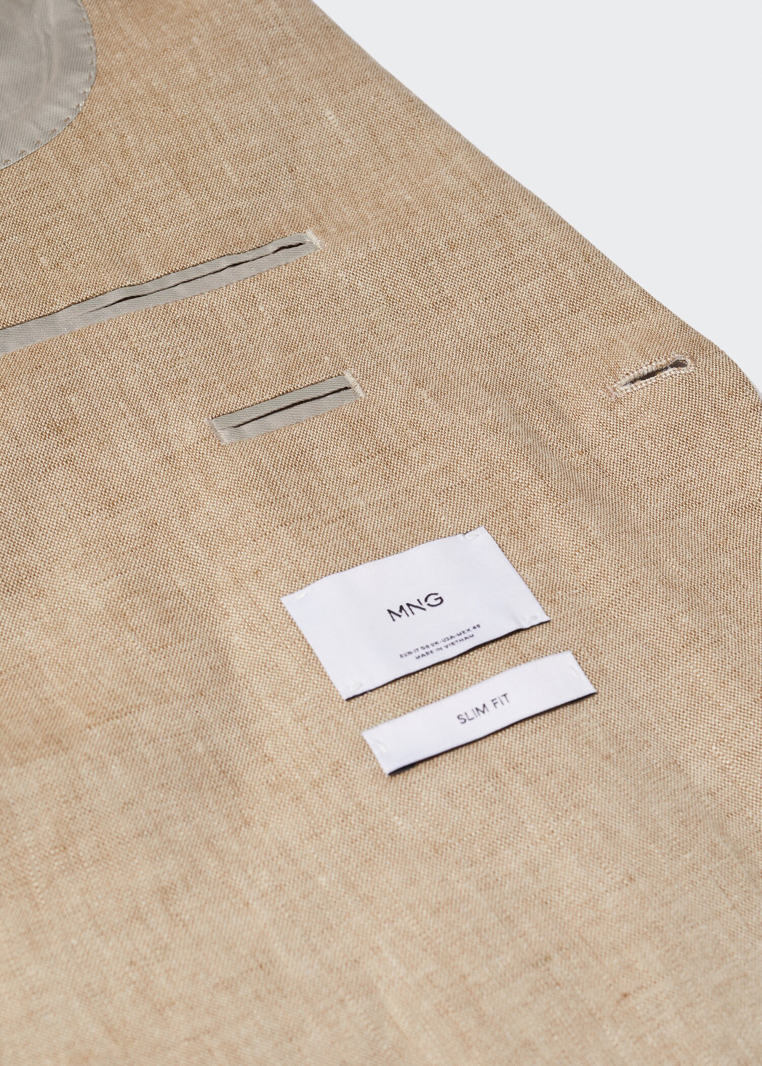 100% linen slim fit blazer - Details of the article 0