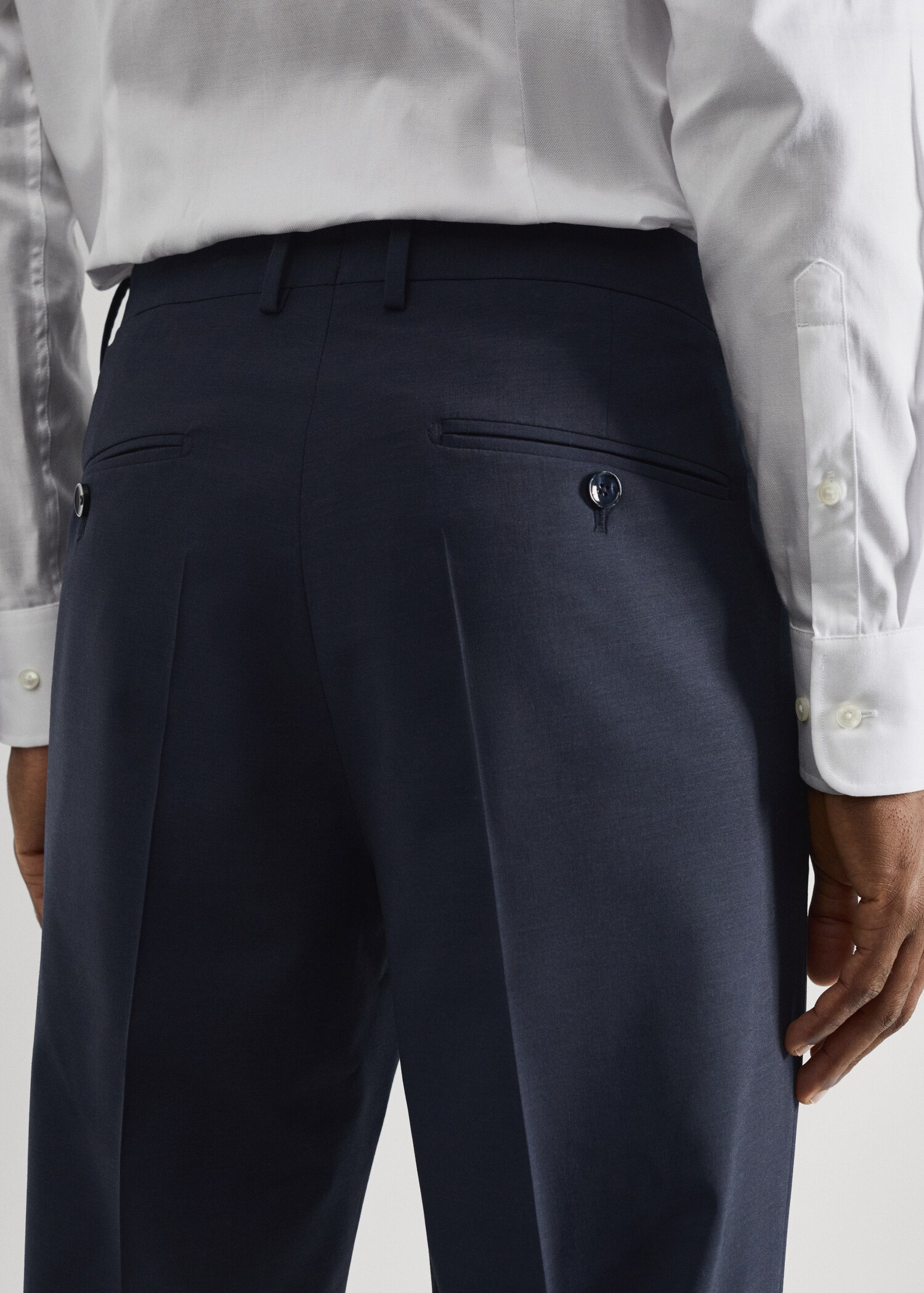 Pantaloni de costum slim fit din lână - Detaliu al articolului 6