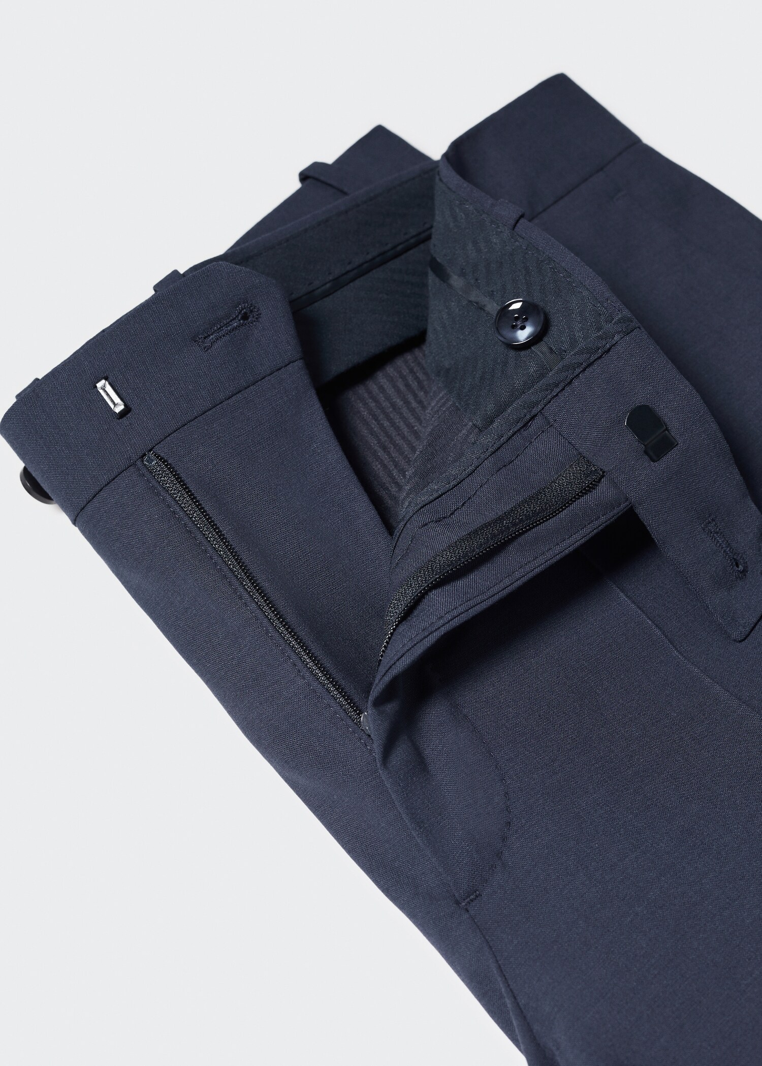Pantaloni de costum slim fit din lână - Detaliu al articolului 8