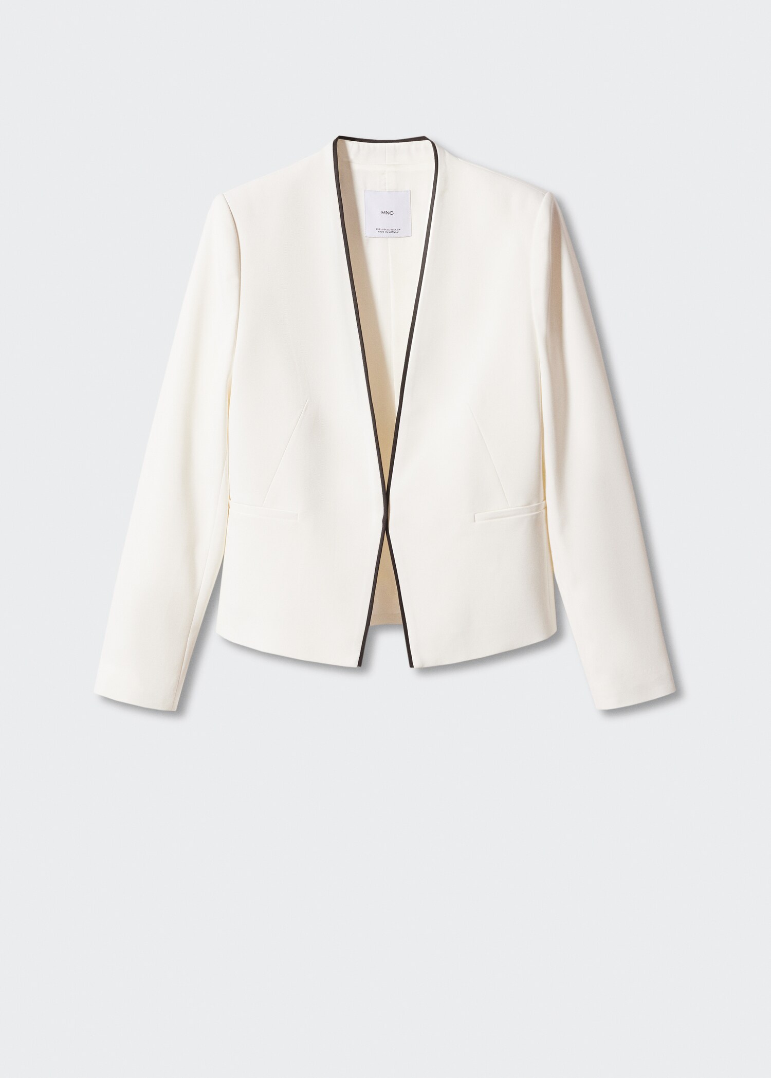 Blazer med kontrastkanter - Artikkel uten modell