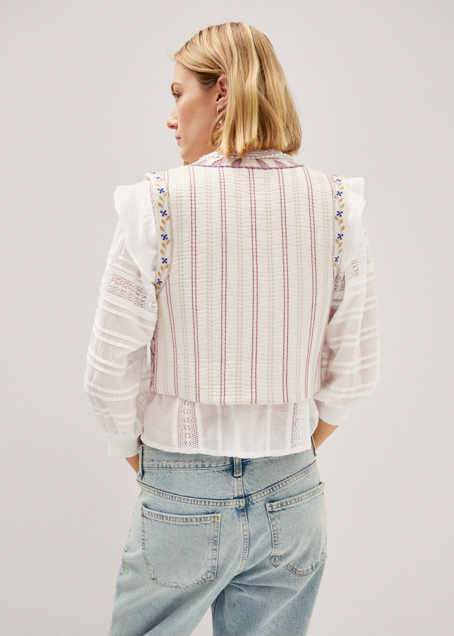 Gilet matelassé brodé - Verso de l’article