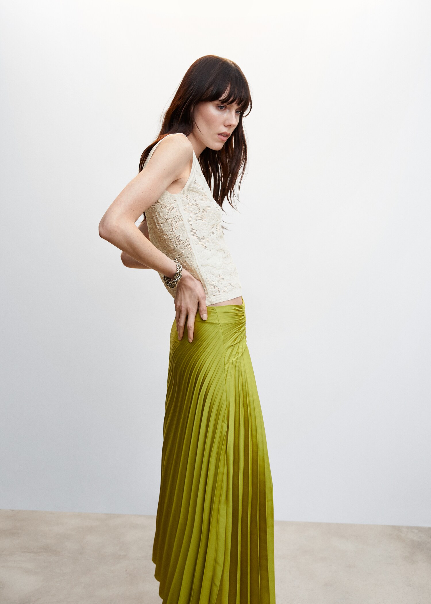 Floral openwork knitted top - Details of the article 2