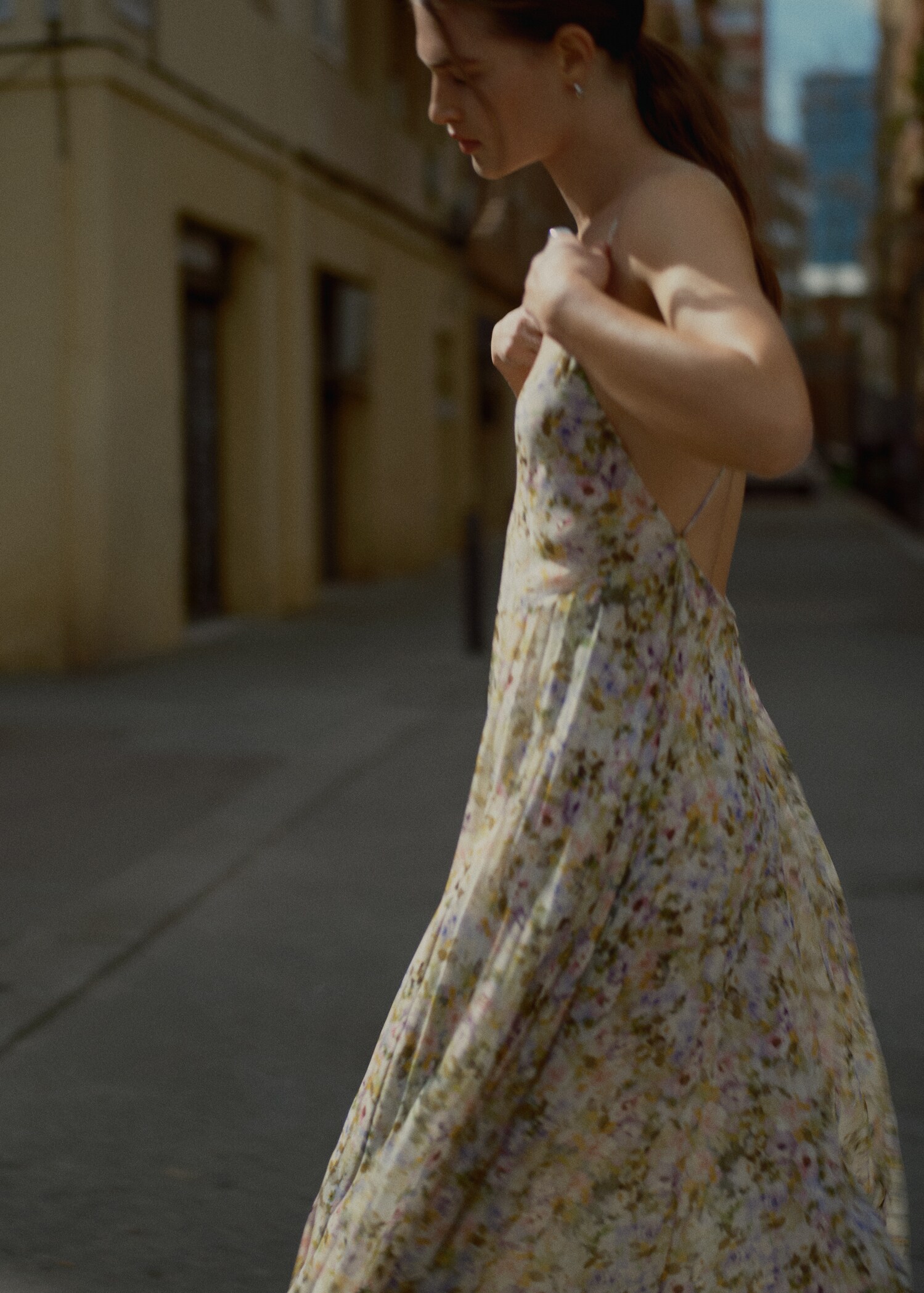 Robe plissée à fleurs - Détail de l'article 6