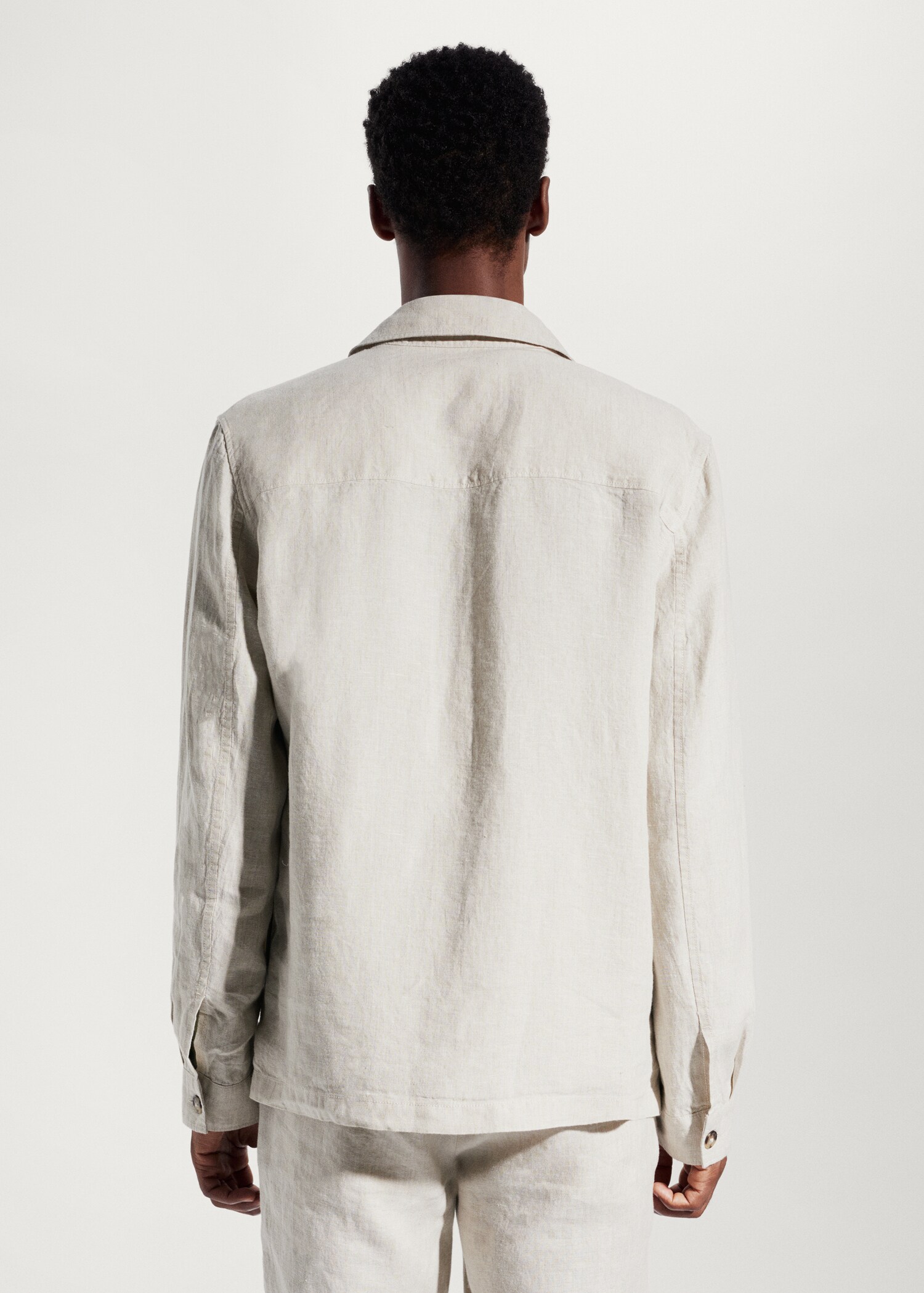 100% linen overshirt with pockets - Reverse of the article