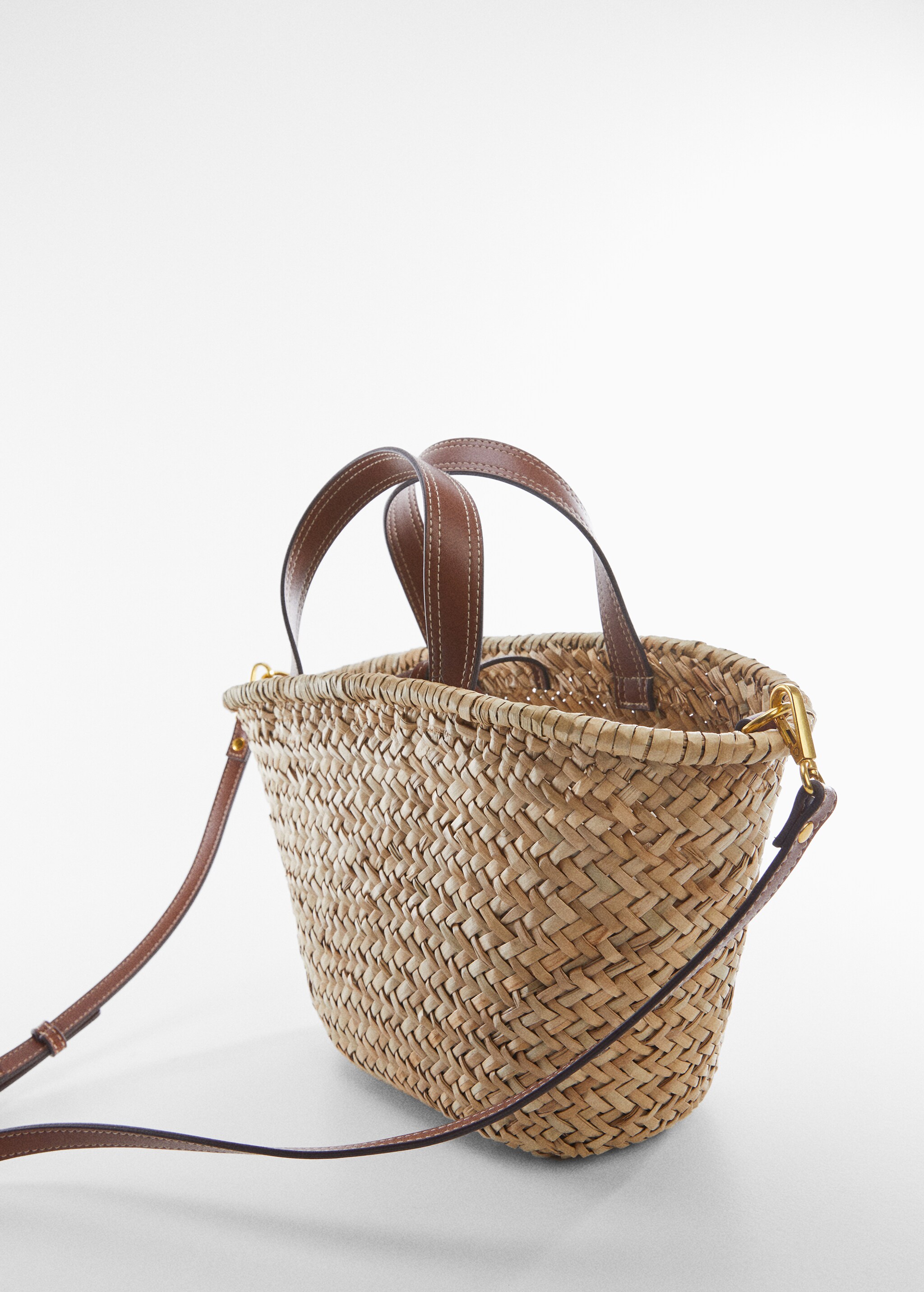 Carteira com estilo de cesta de fibra natural e com bolso - Pormenor do artigo 2