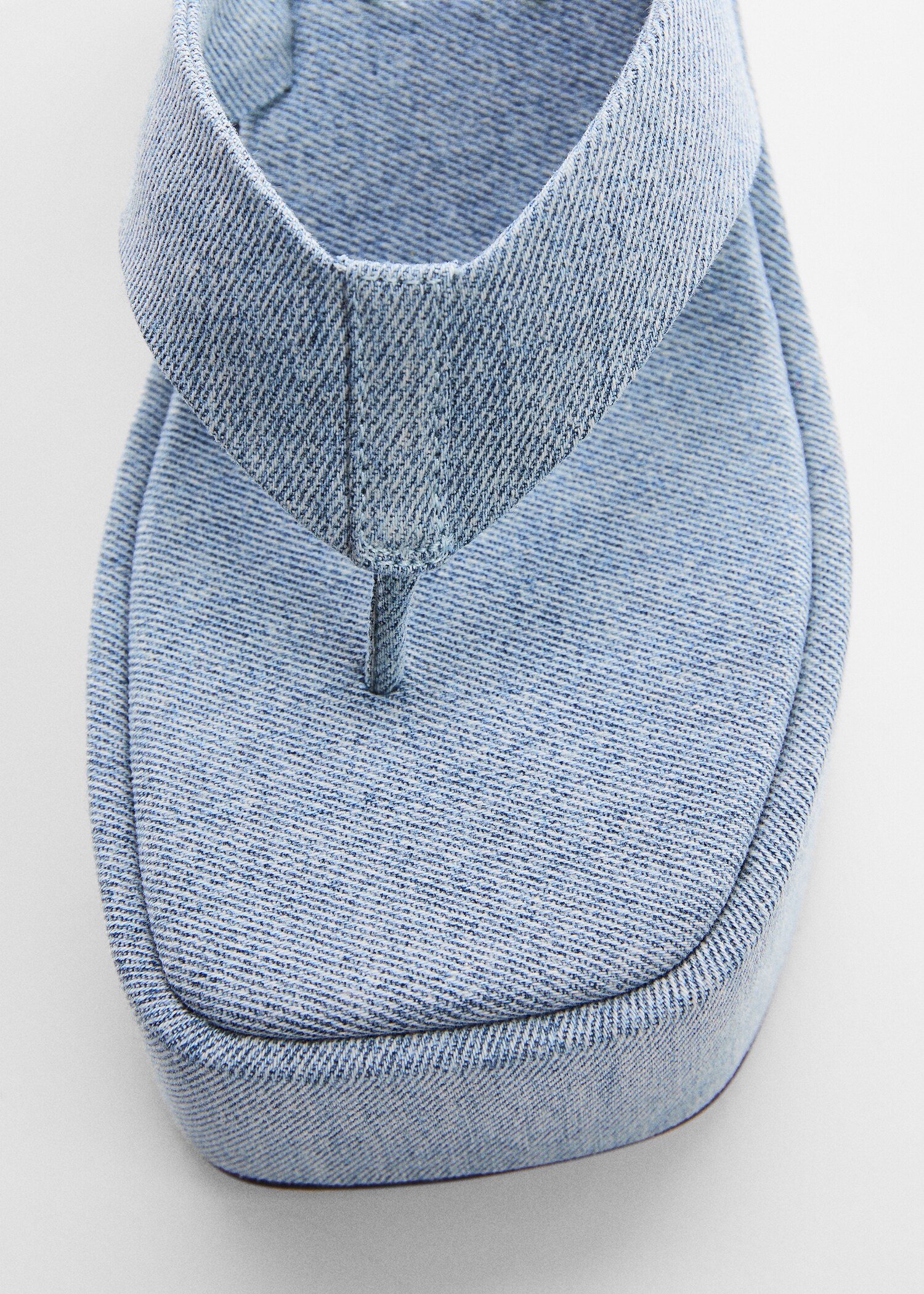 Platform strap sandals - Details of the article 1