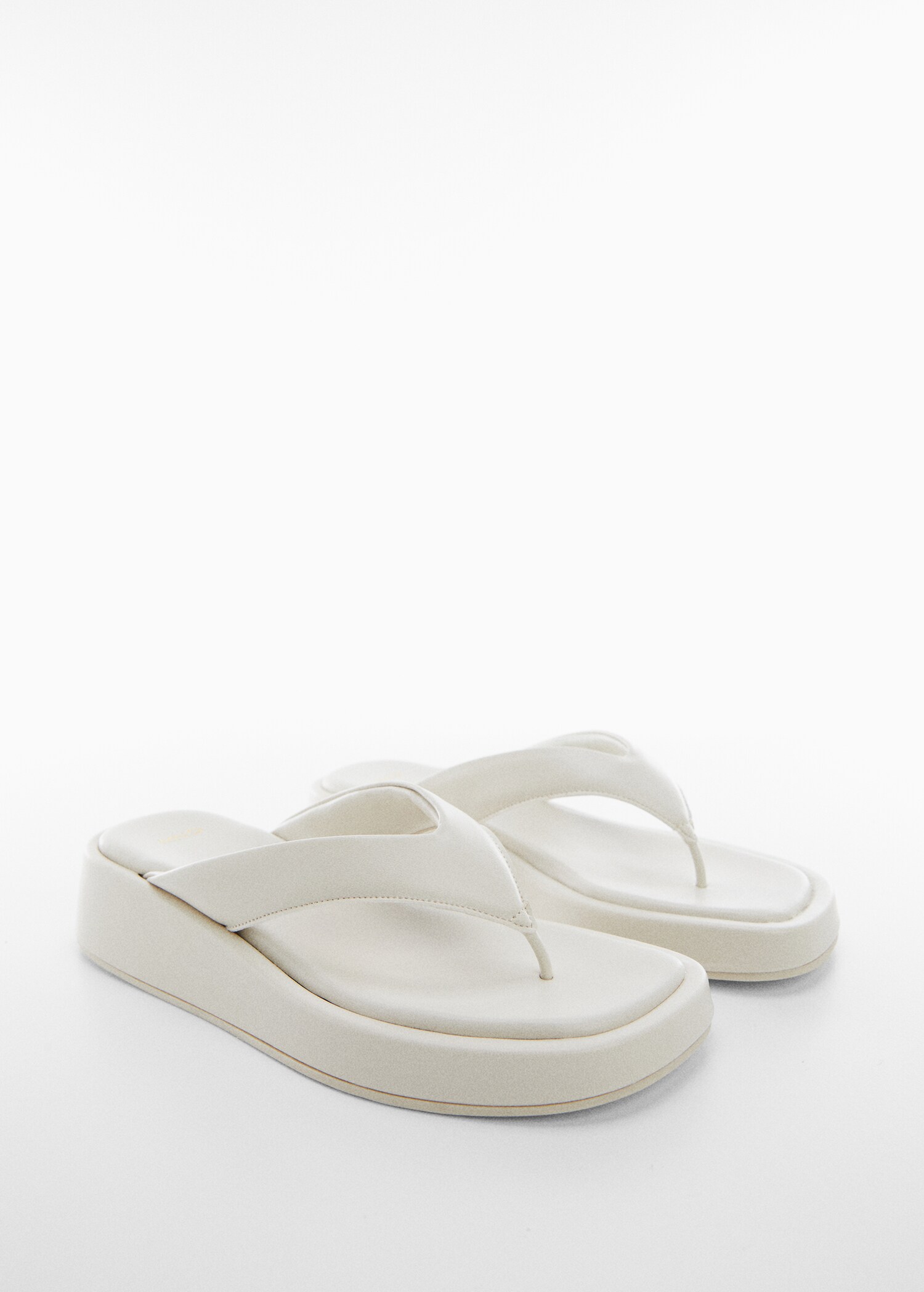 Riemensandalen mit Plateau - Mittlere Ansicht