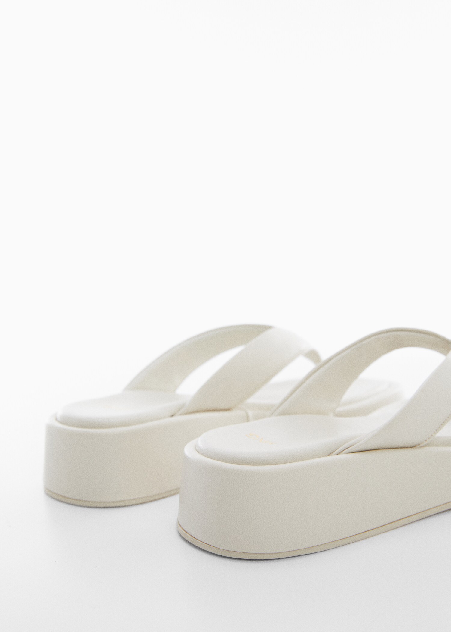 Riemensandalen mit Plateau - Detail des Artikels 1