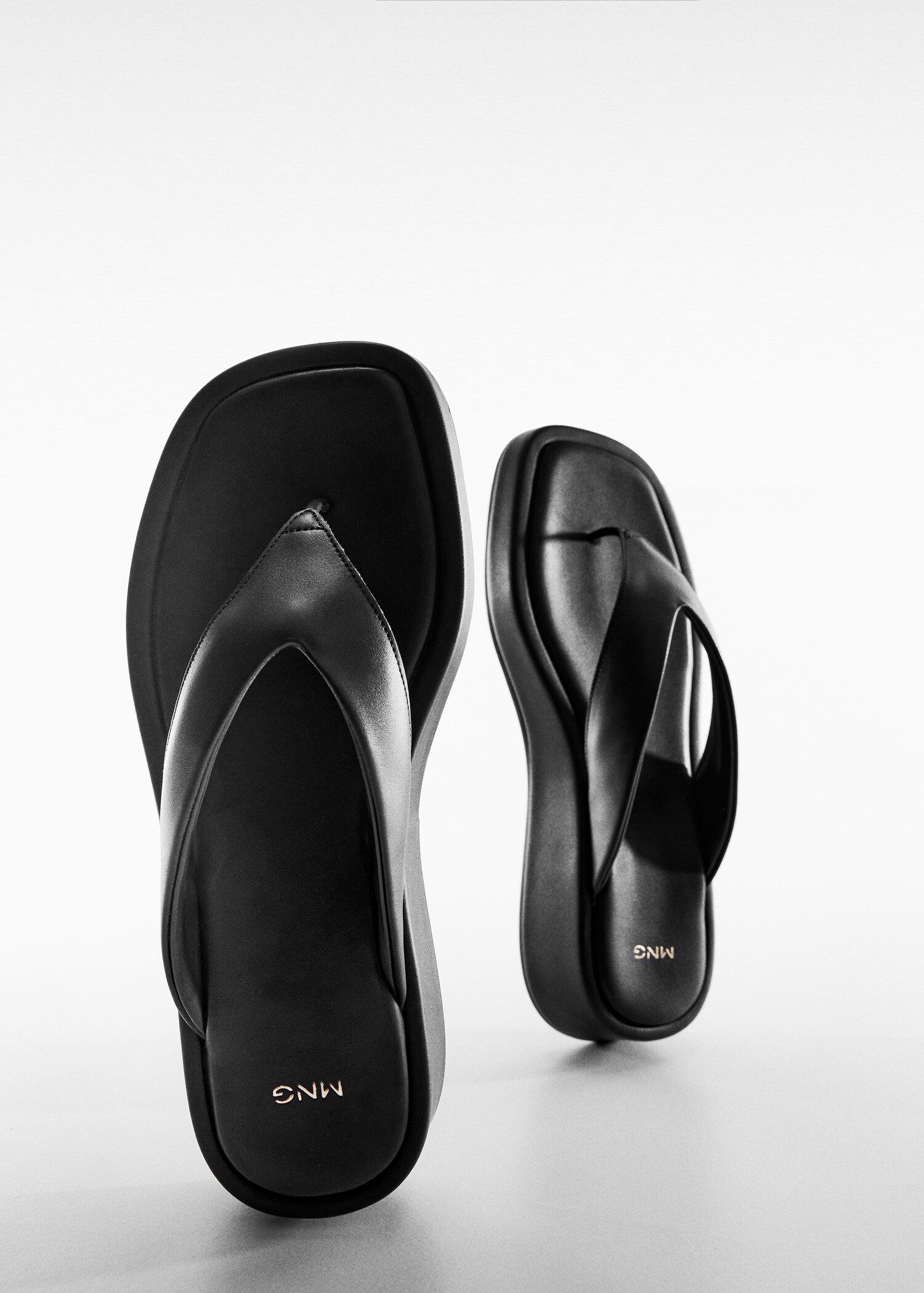 Platform strap sandals - Details of the article 5