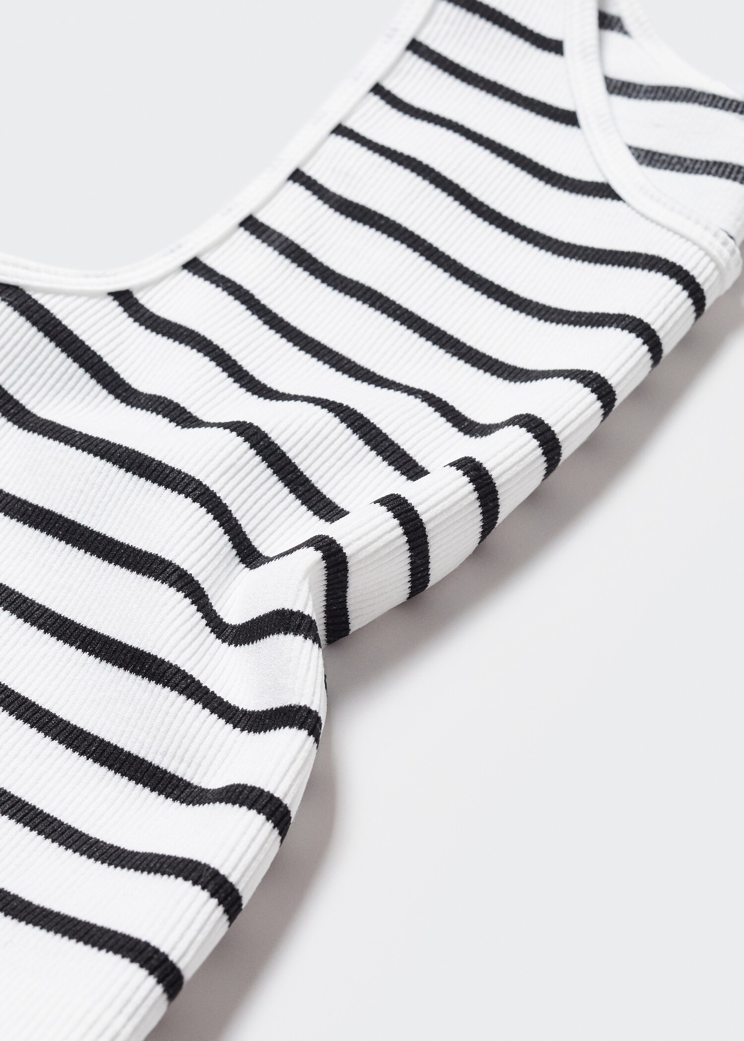 Striped crop top - Details of the article 8