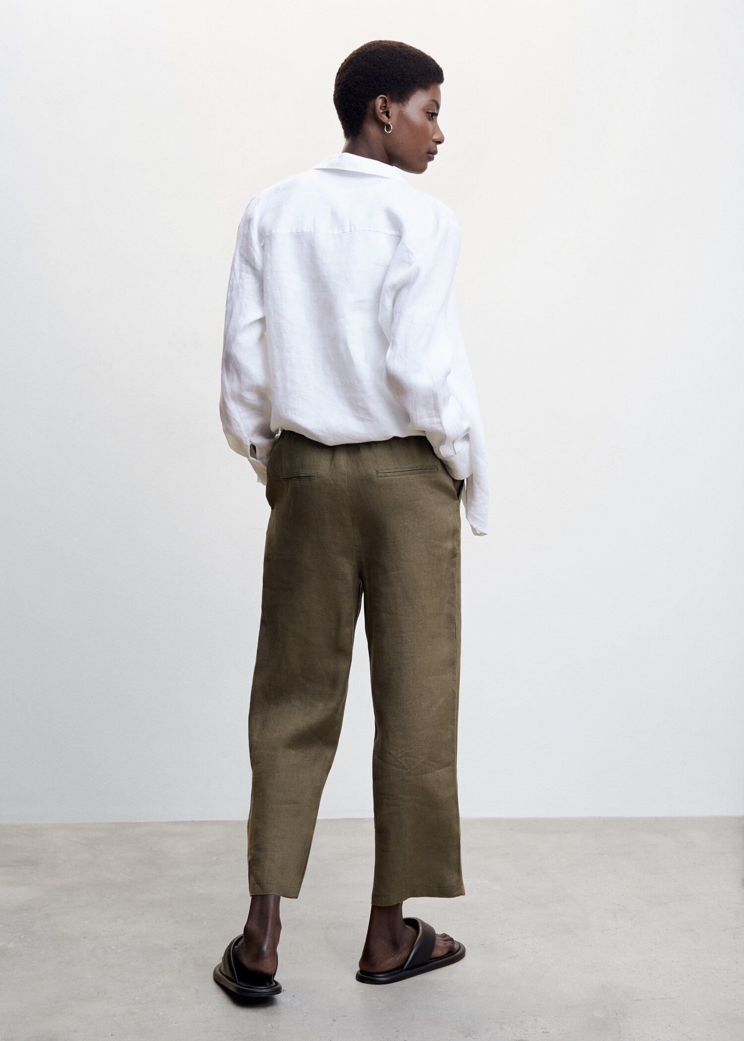 100% linen trousers - Spatele articolului