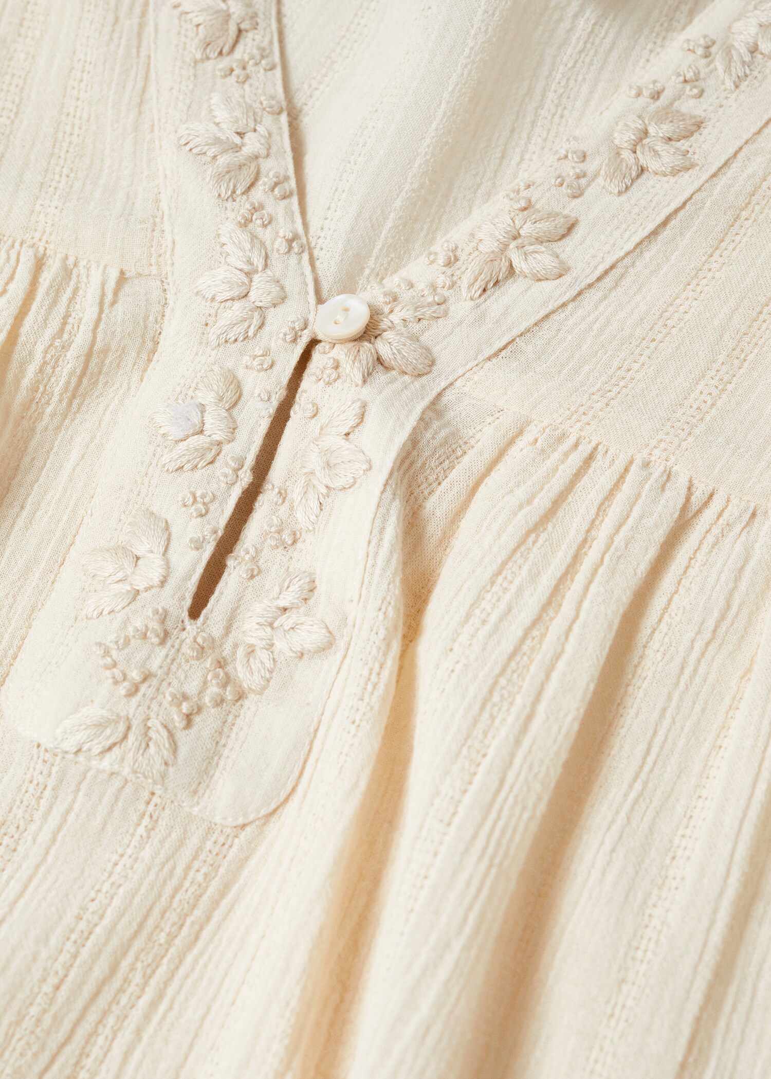 Blouse brodée manches bouffantes - Détail de l'article 8