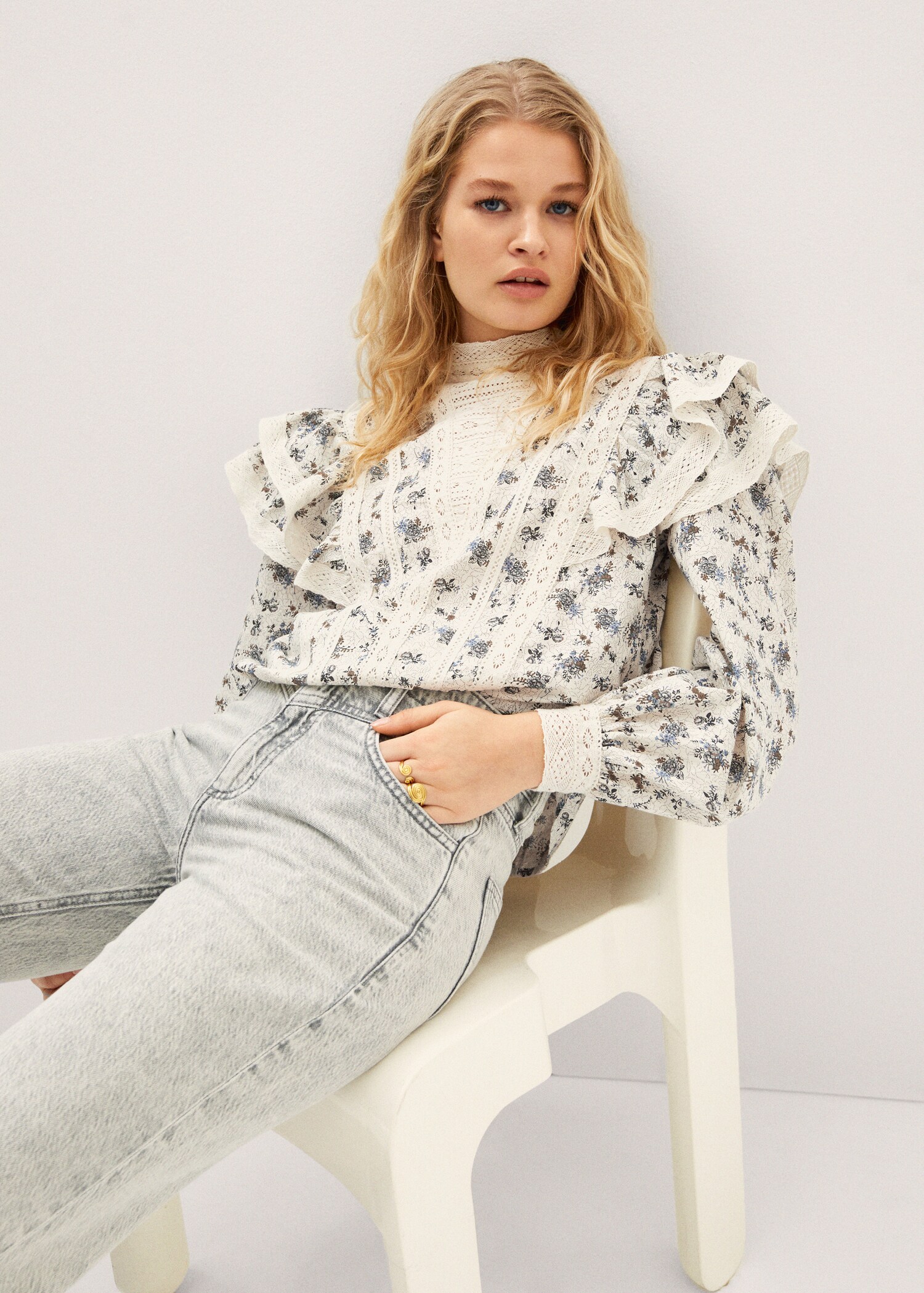 Blouse brodée volants - Détail de l'article 2