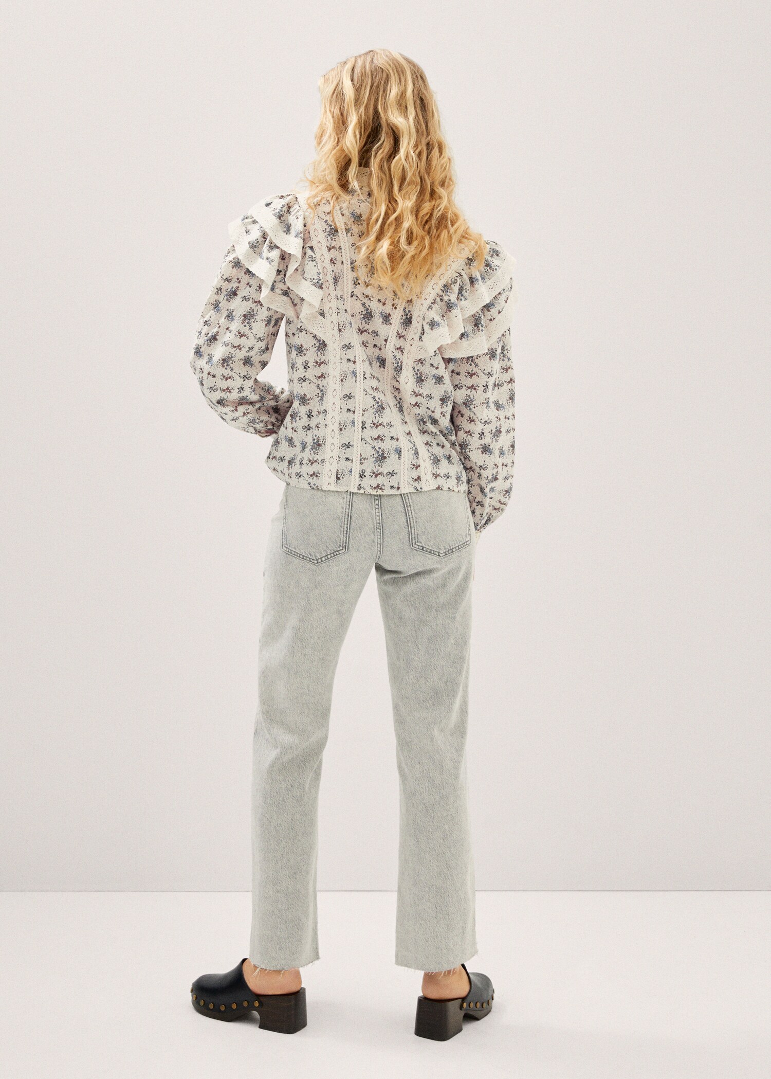 Blouse brodée volants - Verso de l’article
