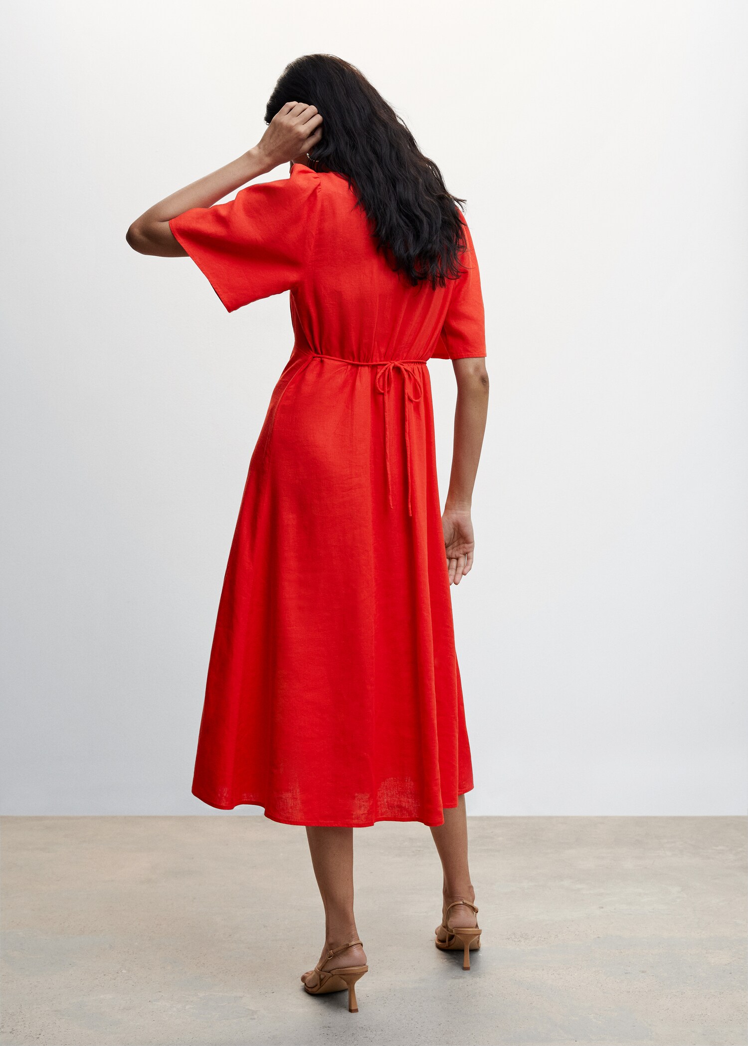 Buttoned linen-blend dress - Reverse of the article